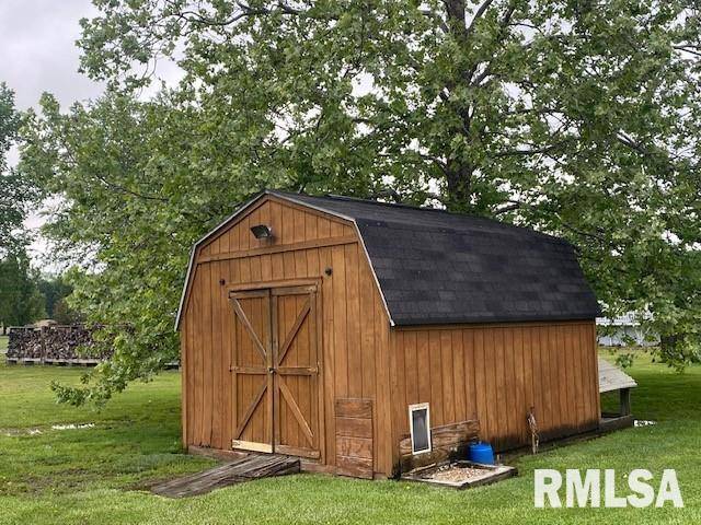 Woodlawn, IL 62898,204 CARDINAL DR