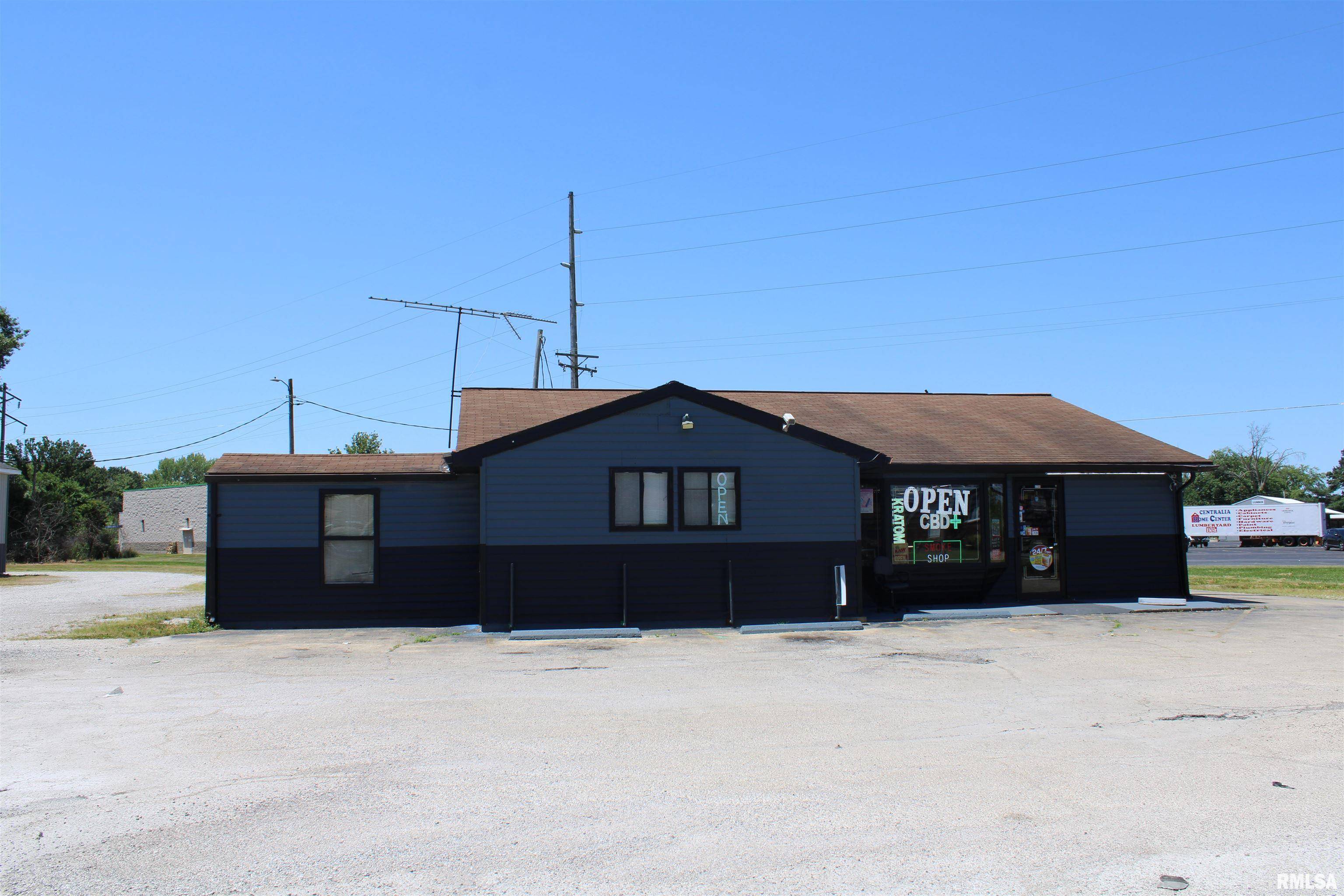 Centralia, IL 62801,1235 W BROADWAY ST