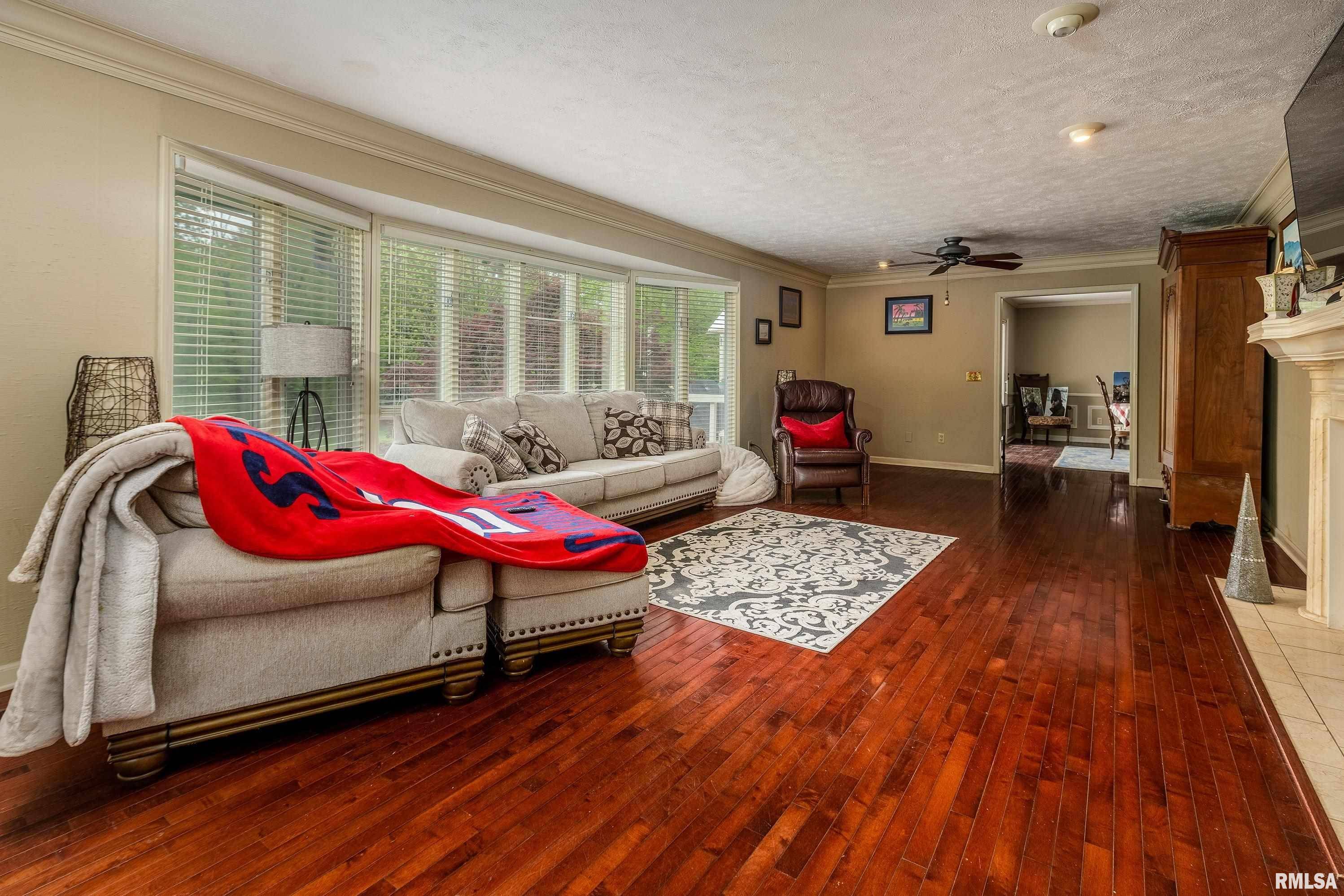 Carbondale, IL 62901,2525 EDGEWOOD LN