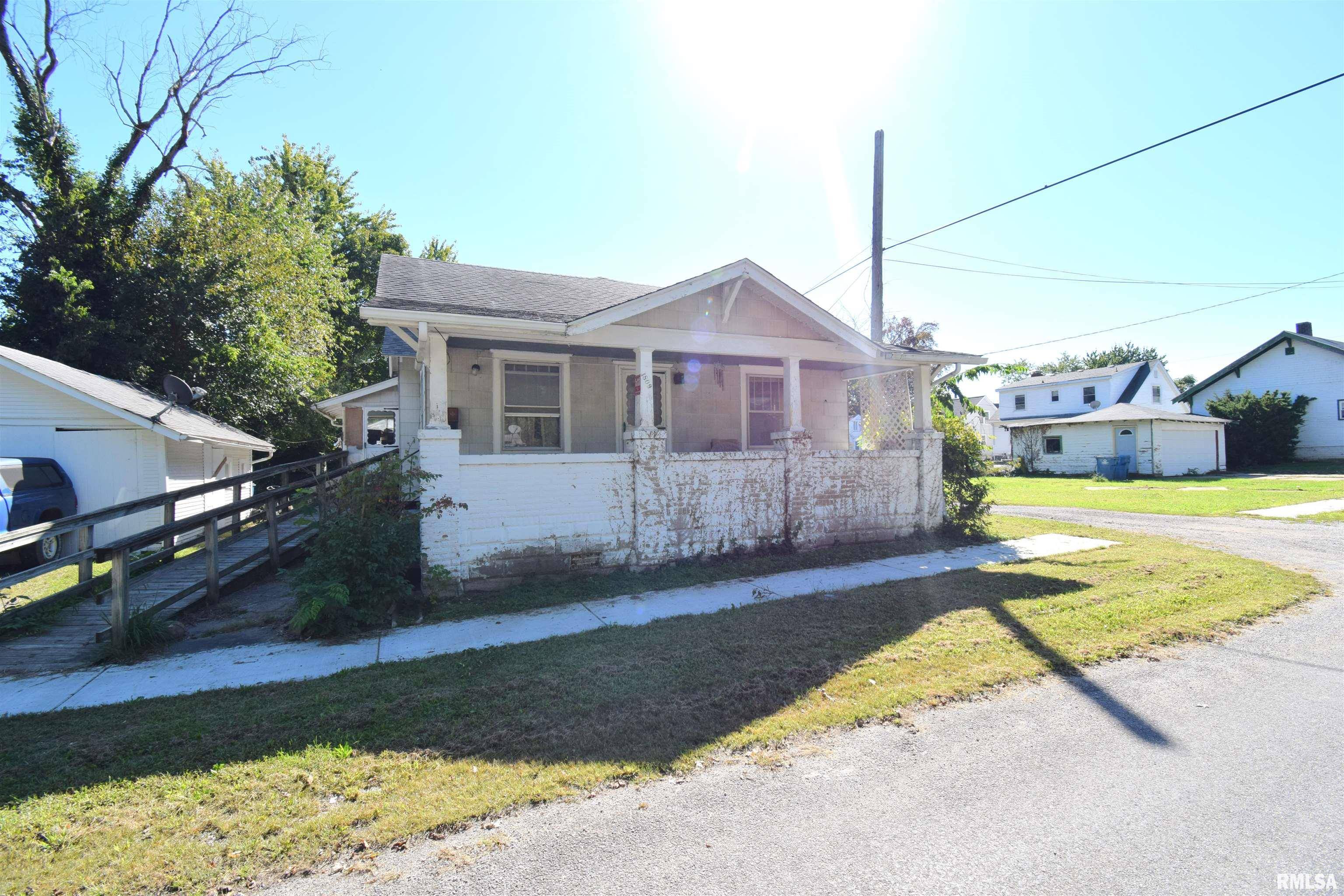 Mt Vernon, IL 62864,1809 CHERRY ST