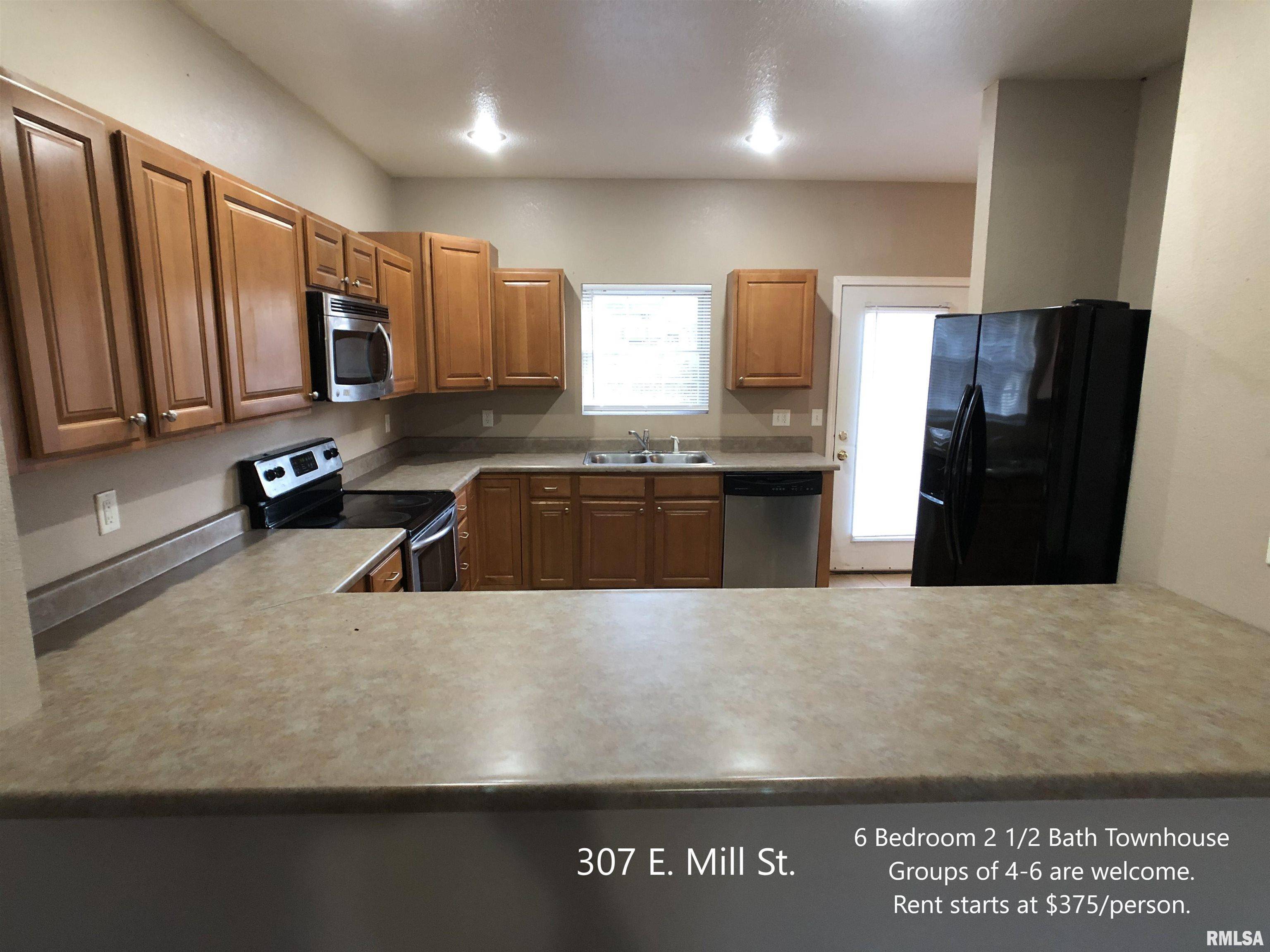 Carbondale, IL 62901,305 & 307 E MILL ST