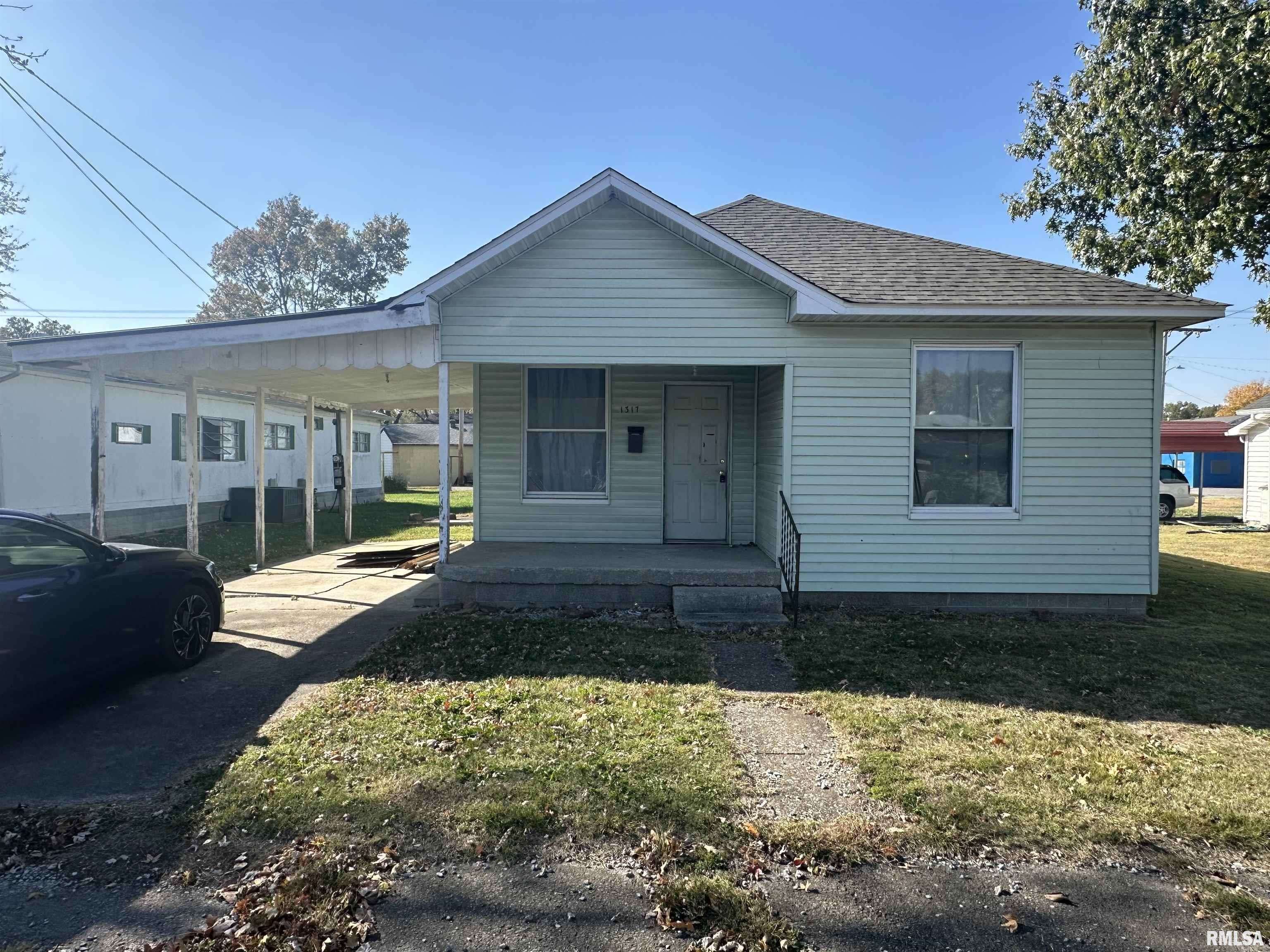 Herrin, IL 62948,1317 N 14TH ST