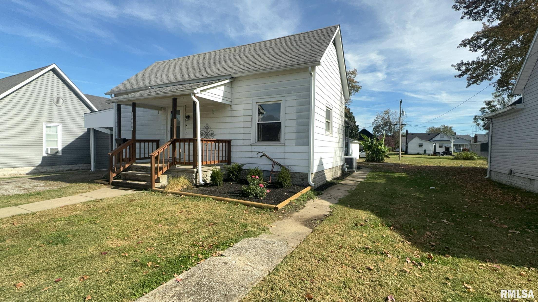 Herrin, IL 62948,308 N 18TH ST