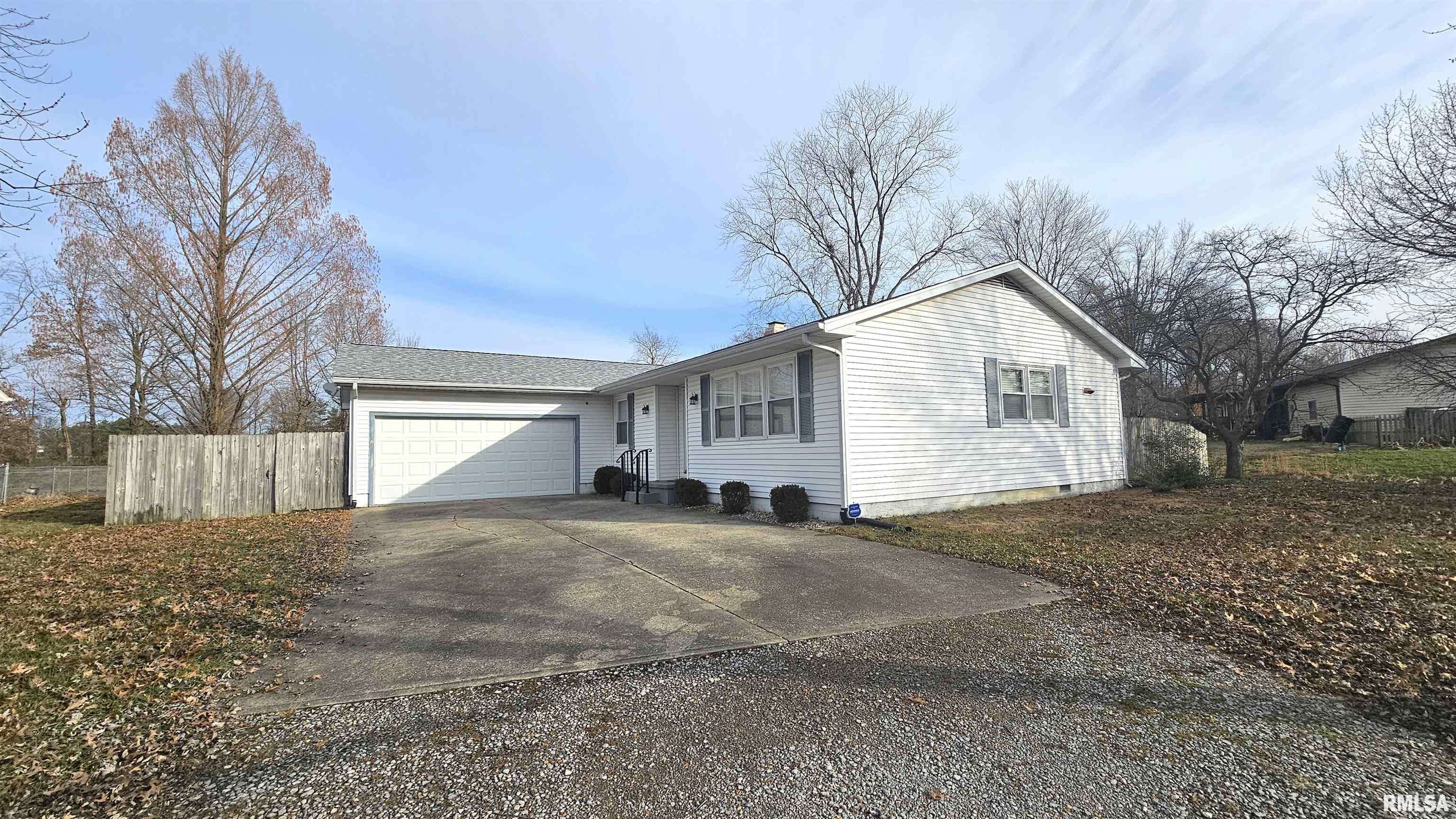 Marion, IL 62959,3000 W CLIFTON CT