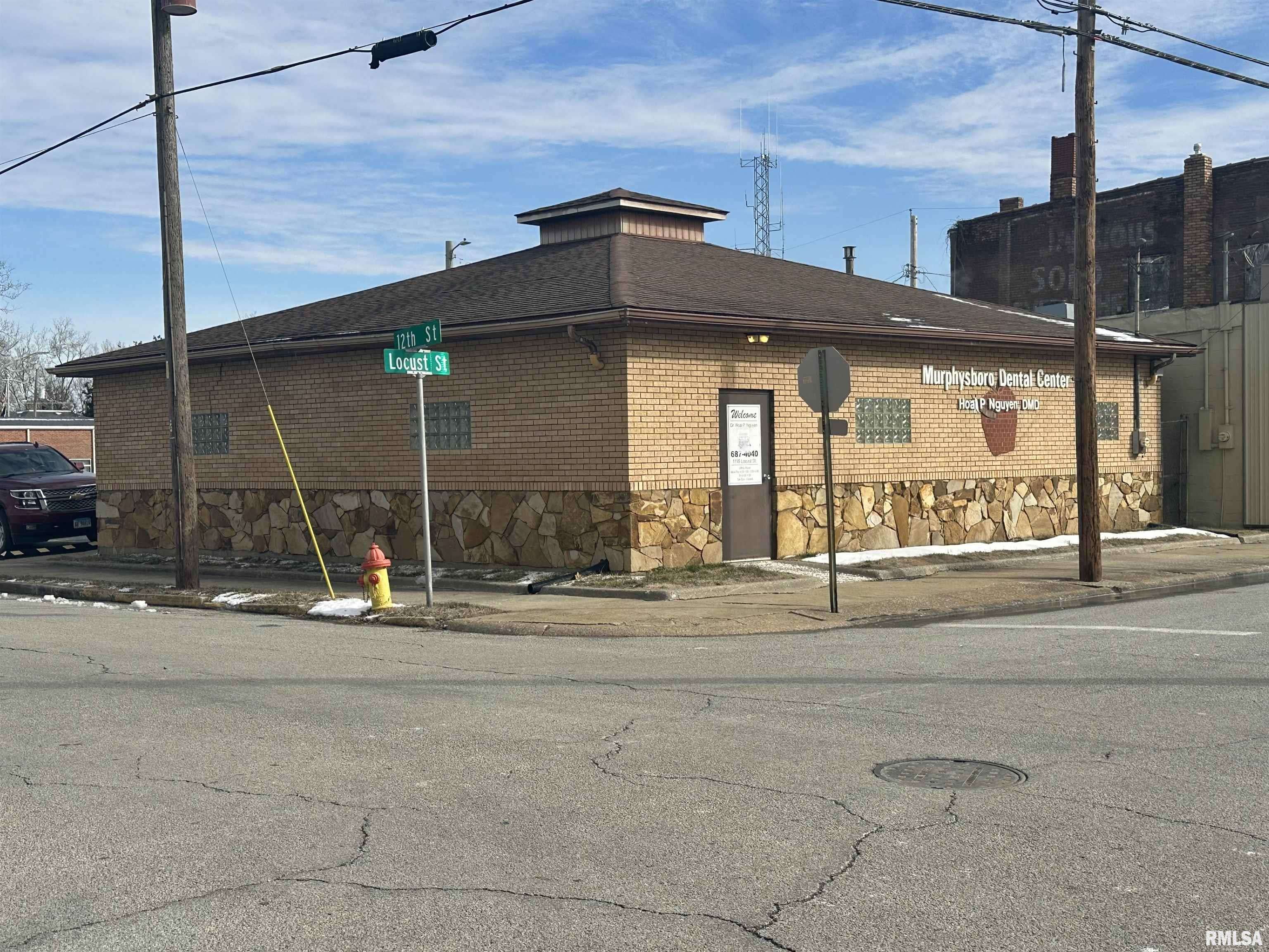 Murphysboro, IL 62966,1116 LOCUST ST