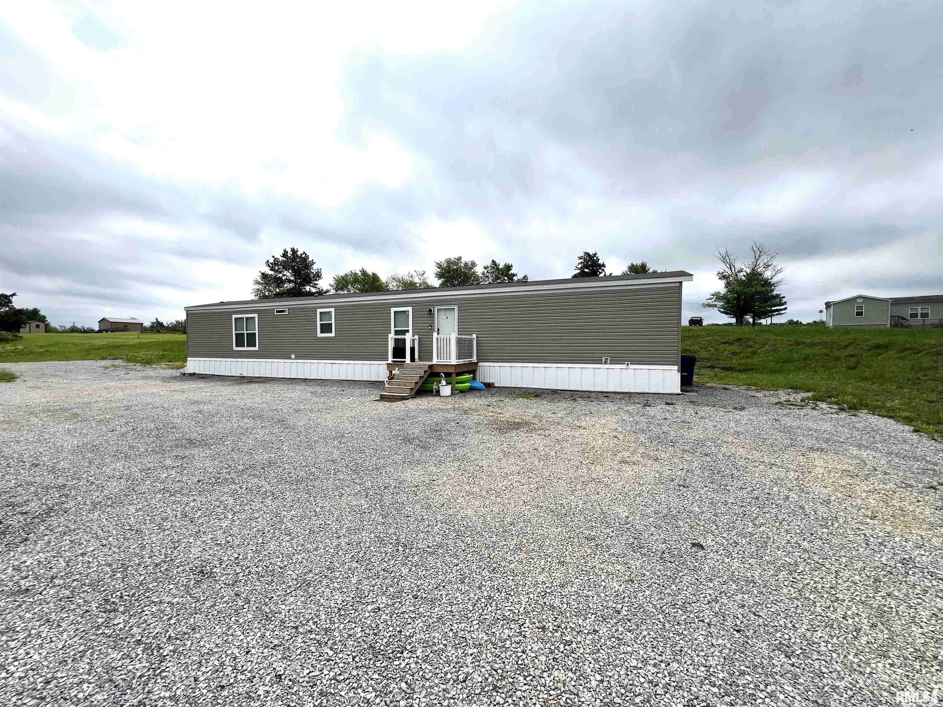 Goreville, IL 62939,145 CHEROKEE DR