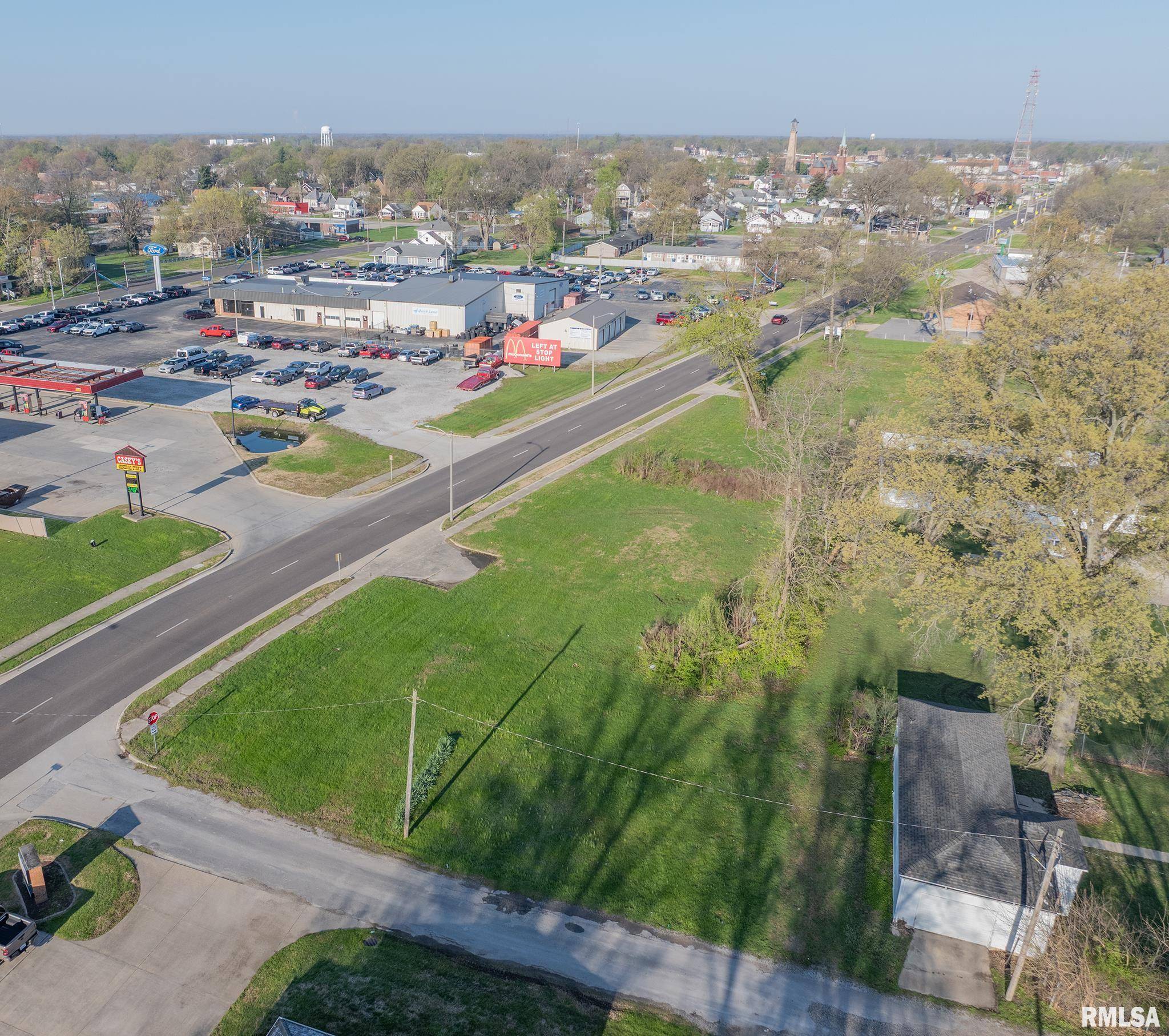 Centralia, IL 62801,242 WATSON ST