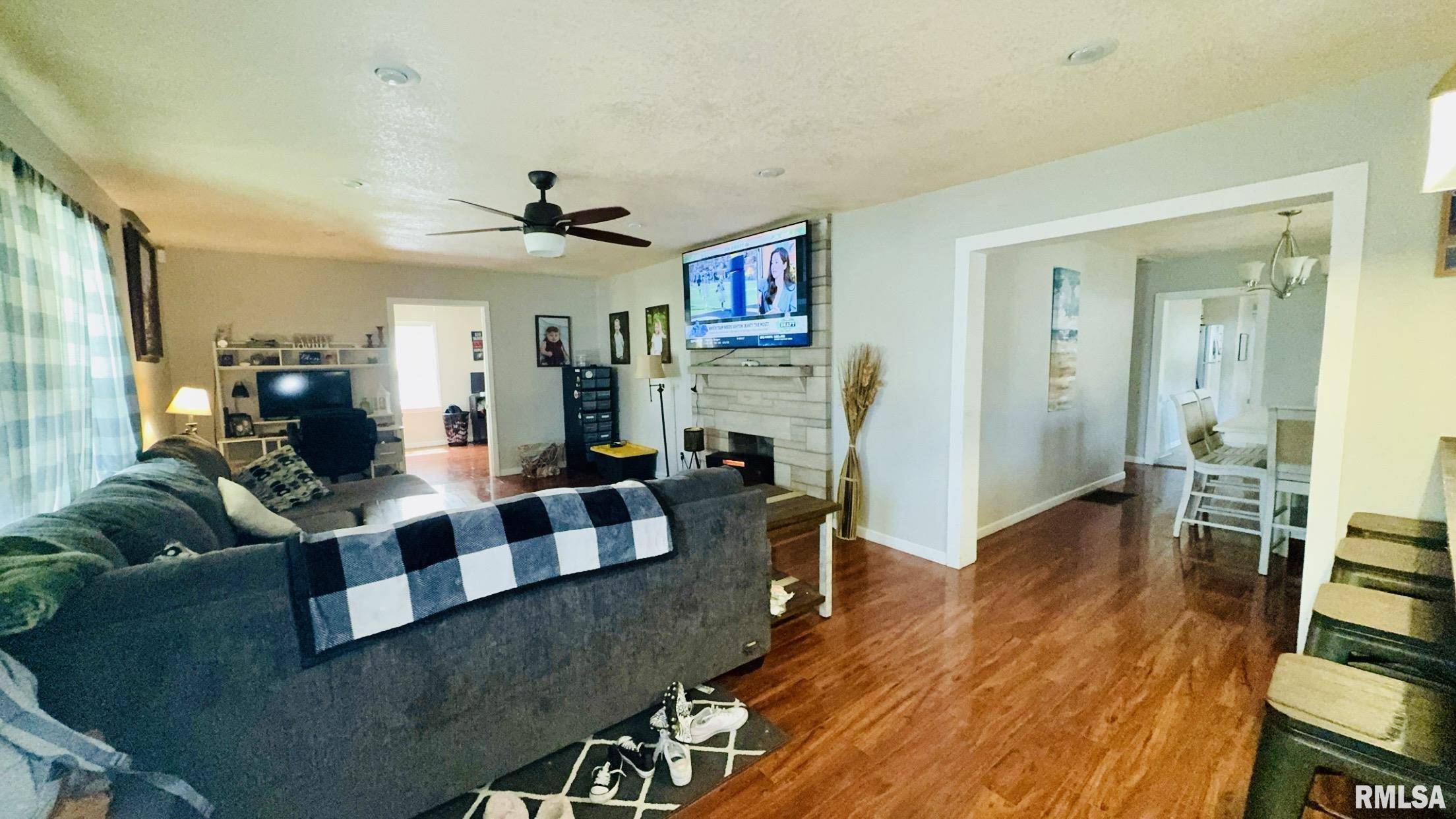 Herrin, IL 62948,809 N 12TH ST