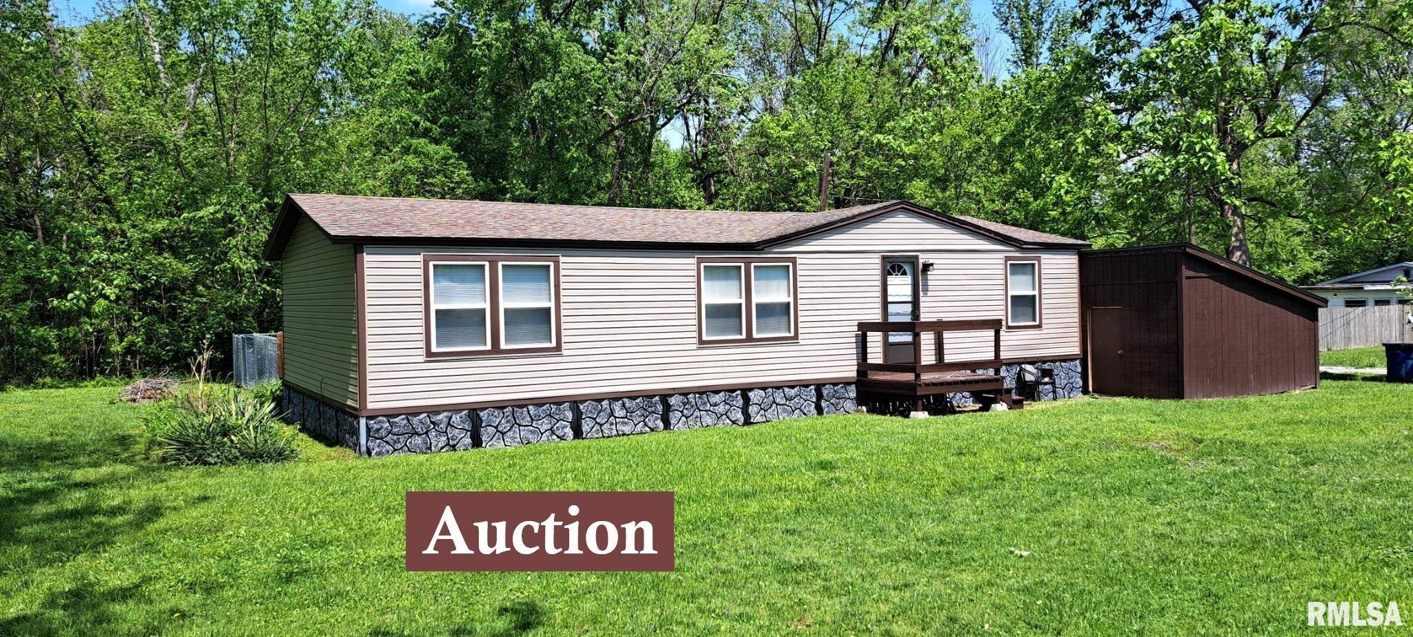 Desoto, IL 62924,313 N HICKORY ST