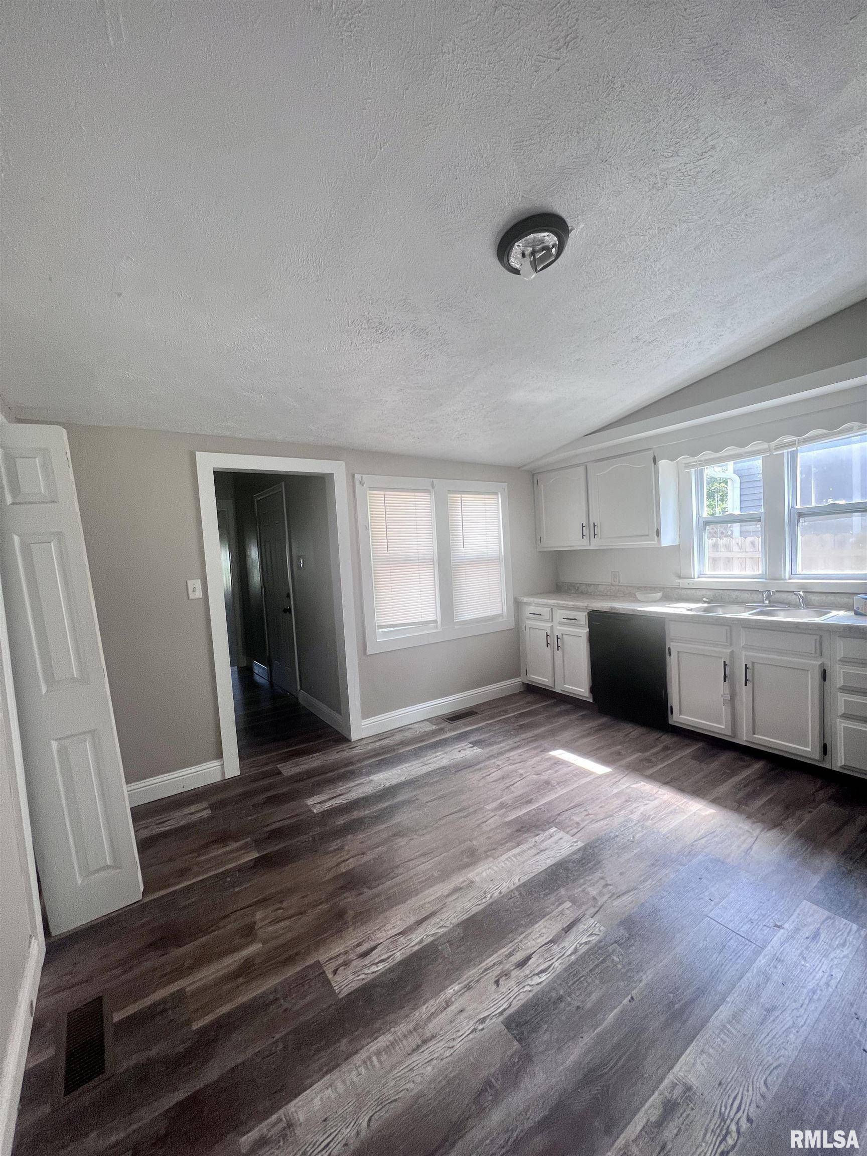 Carterville, IL 62918,416 Elles AVE