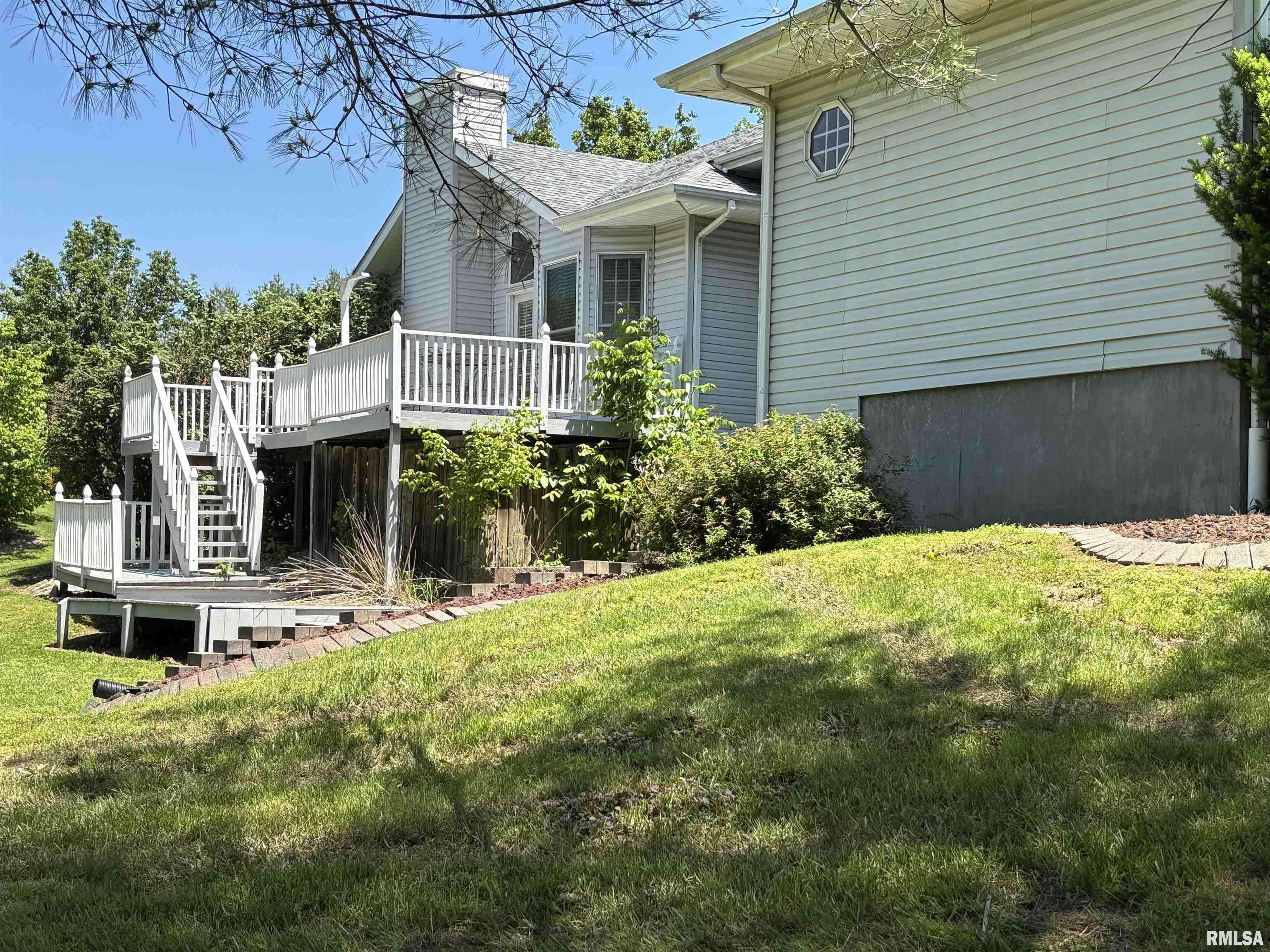 Anna, IL 62906,212 ORANGE ST