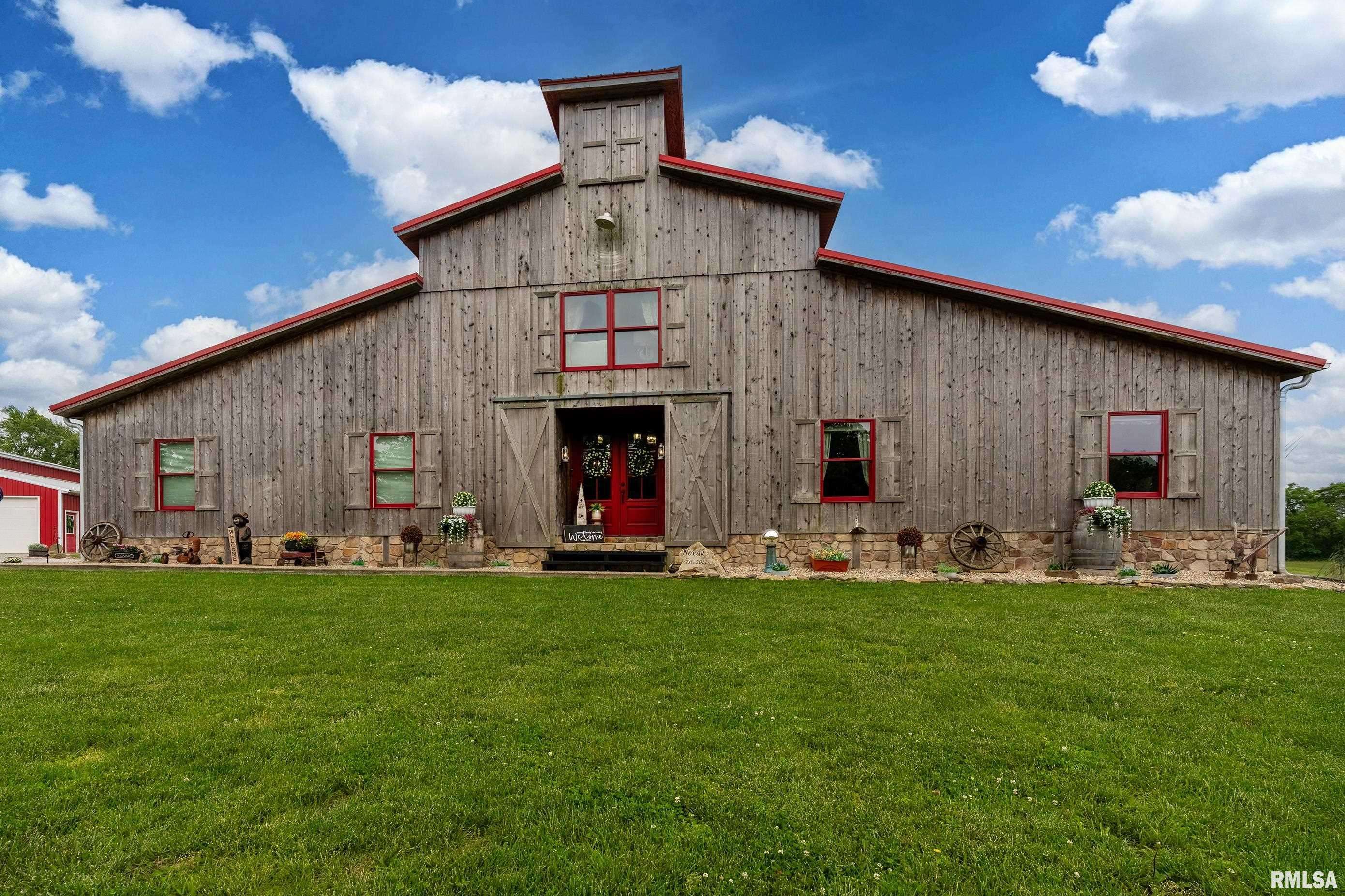 Carterville, IL 62918,1717 MARION ST