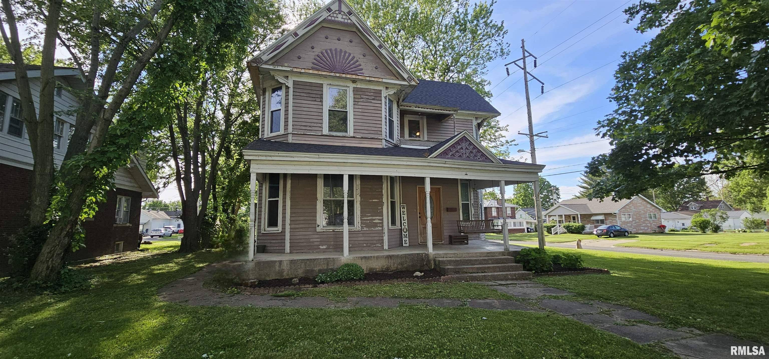 Vandalia, IL 62471,229n N 1ST ST