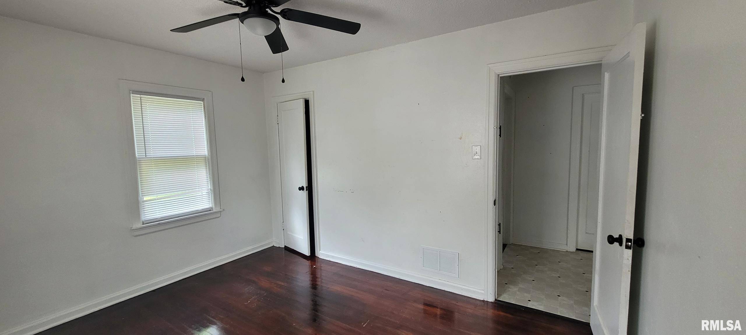 Mt Vernon, IL 62864,2814 Mannen ST