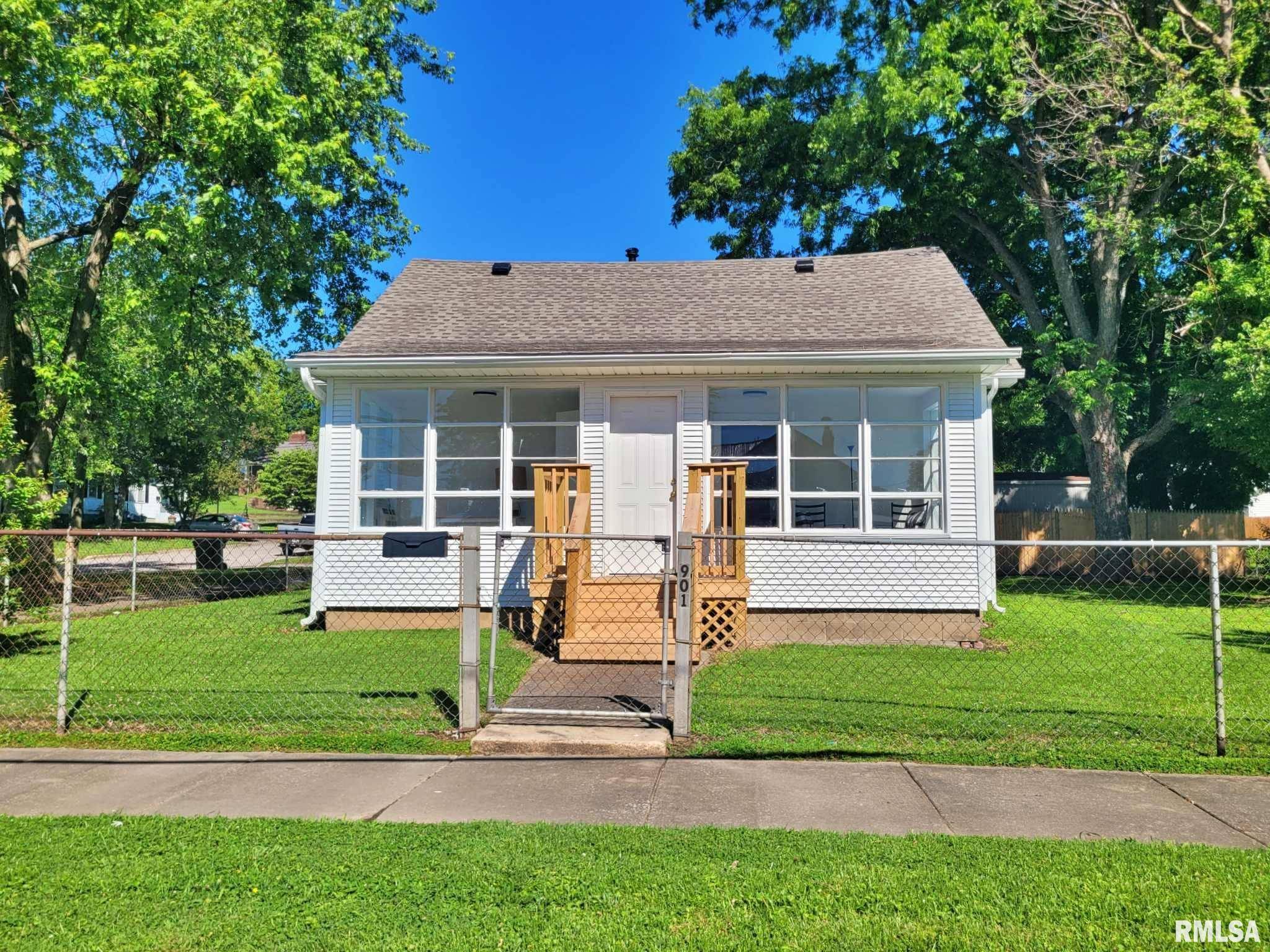 Metropolis, IL 62960,901 CATHERINE ST