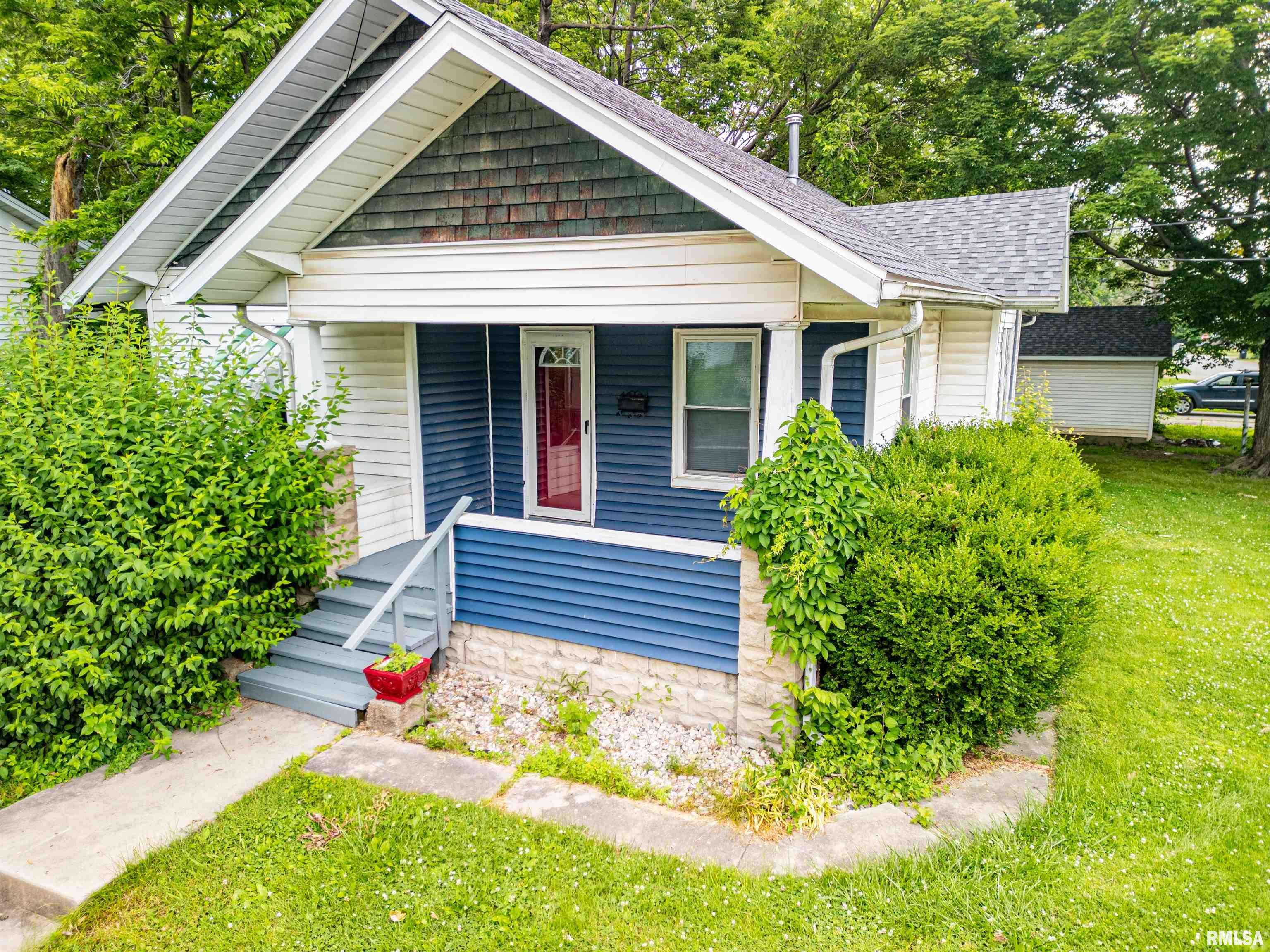 Salem, IL 62881,420 S MAPLE ST