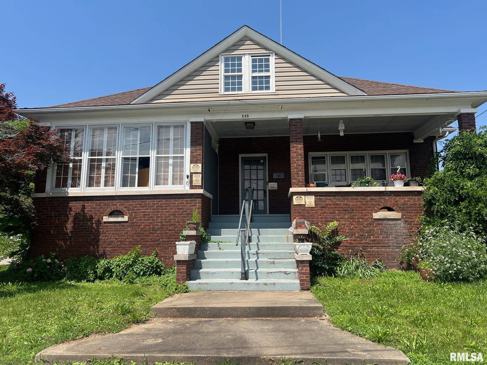Benton, IL 62812,115 JACKSON ST