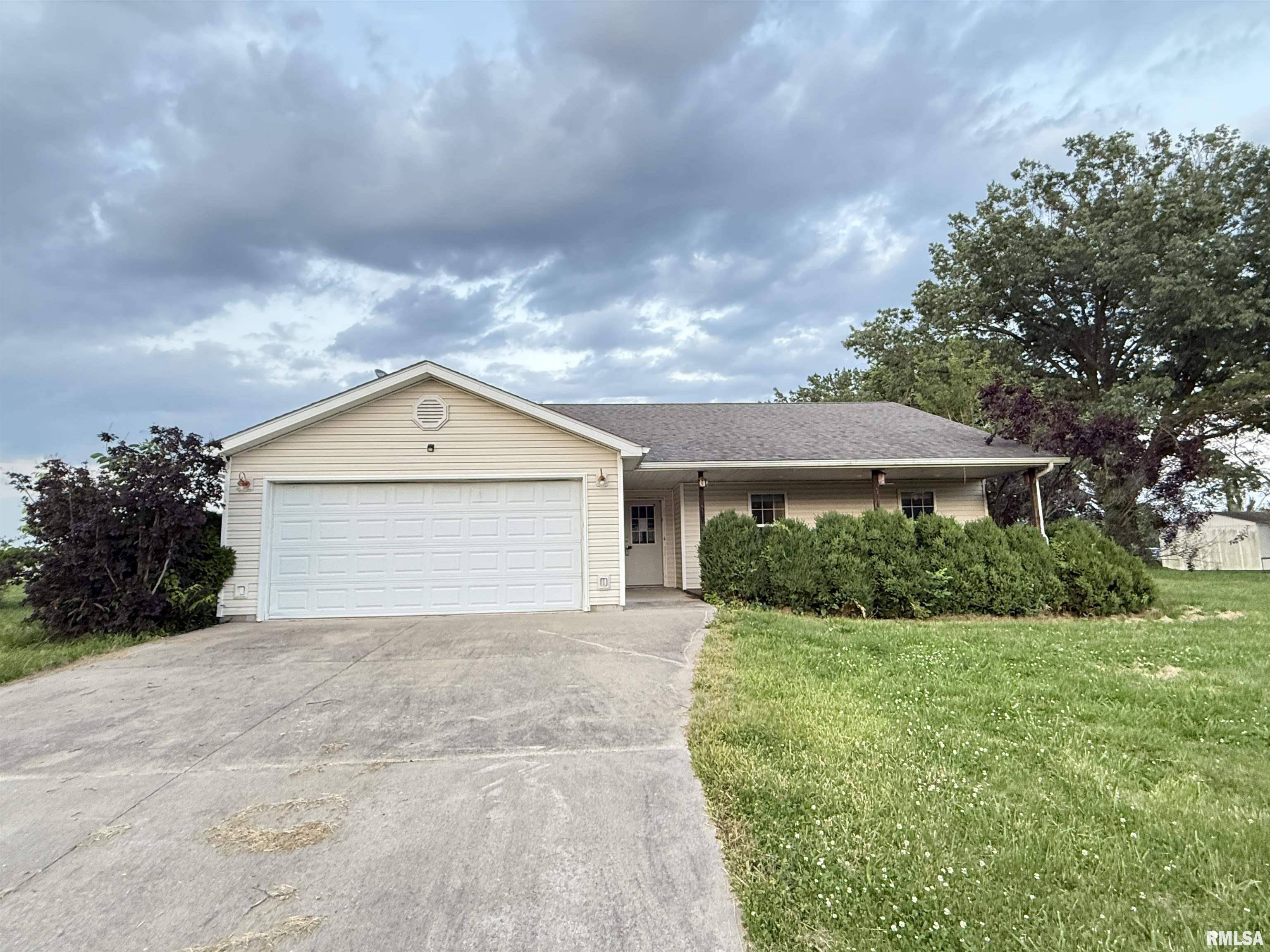 Desoto, IL 62924,710 CREEKSIDE LN