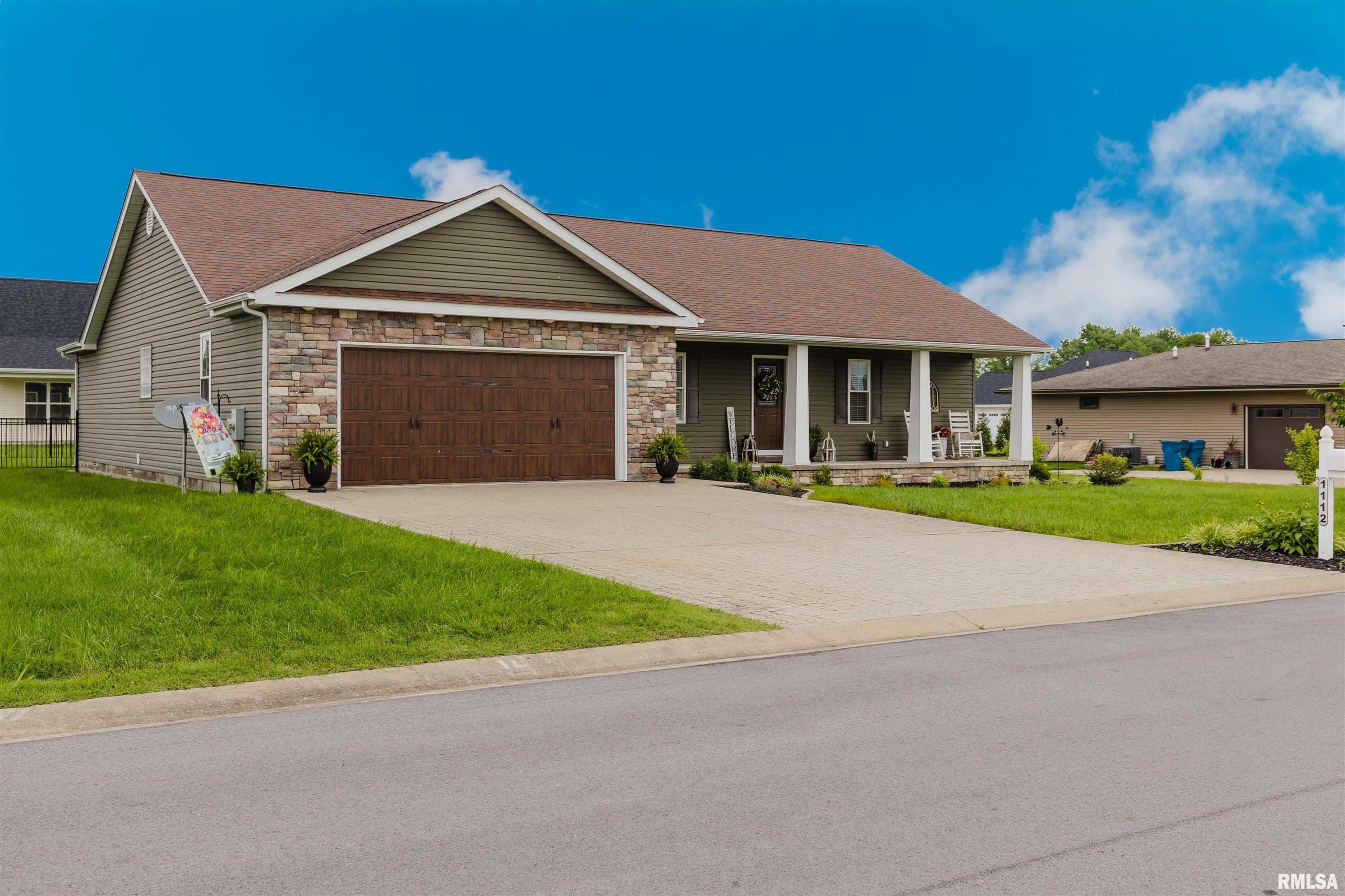 Marion, IL 62959,1112 Folgers ST