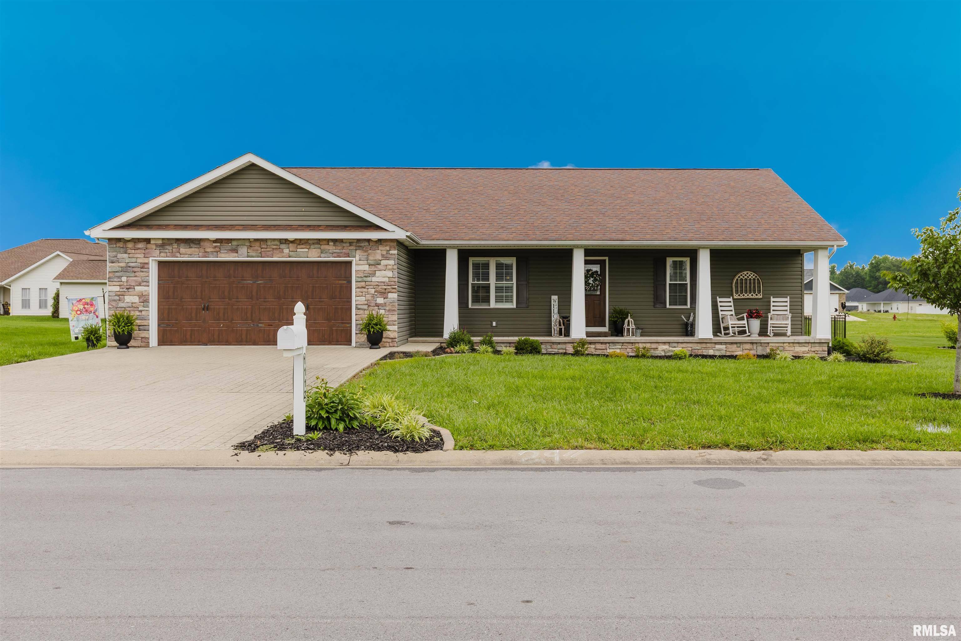 Marion, IL 62959,1112 Folgers ST