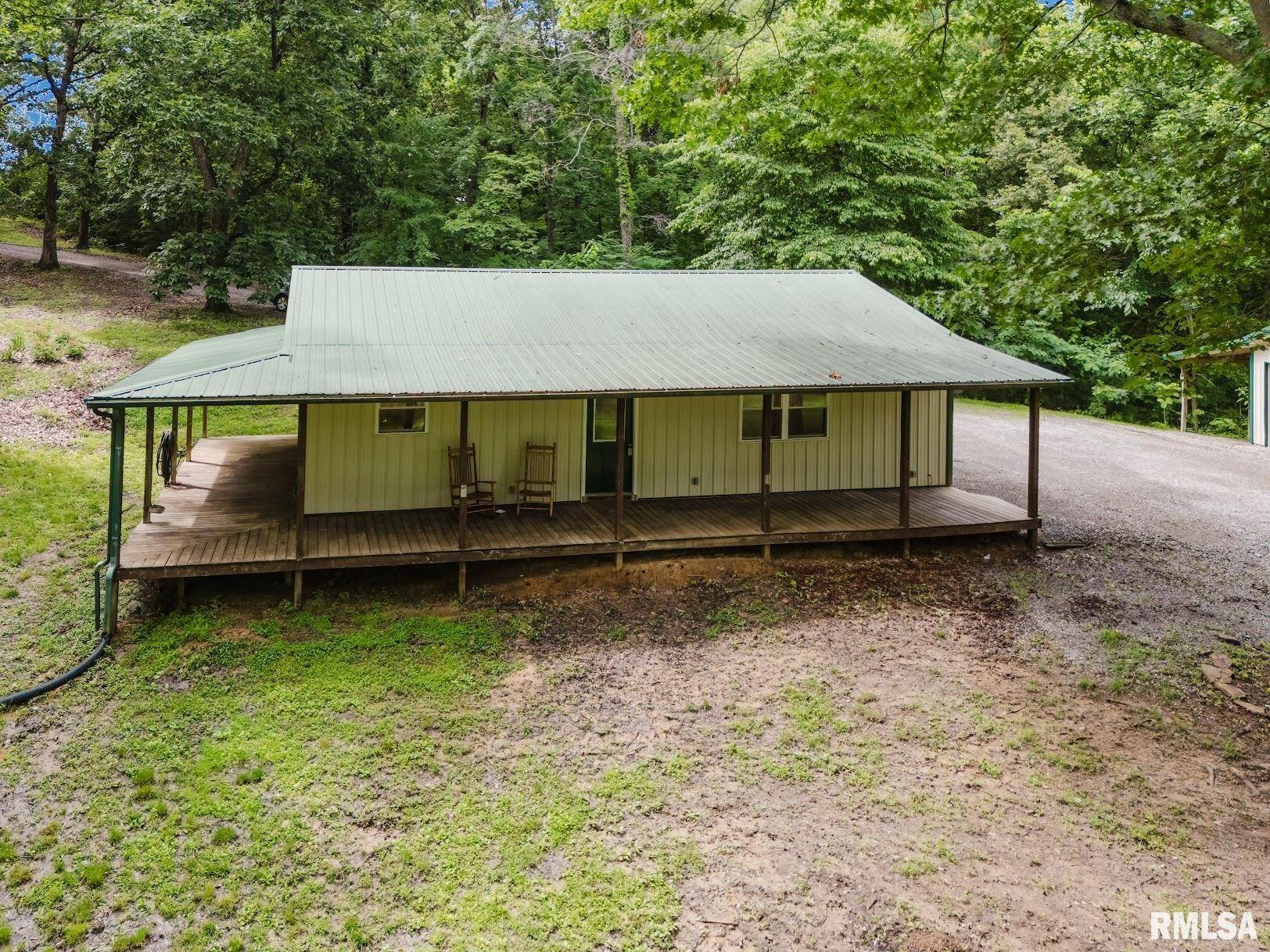 Creal Springs, IL 62922,880 State Route 166