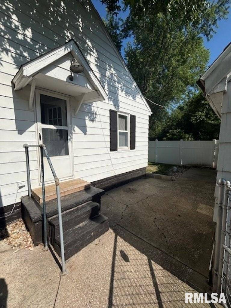 Mt Vernon, IL 62864,2103 FOREST ST