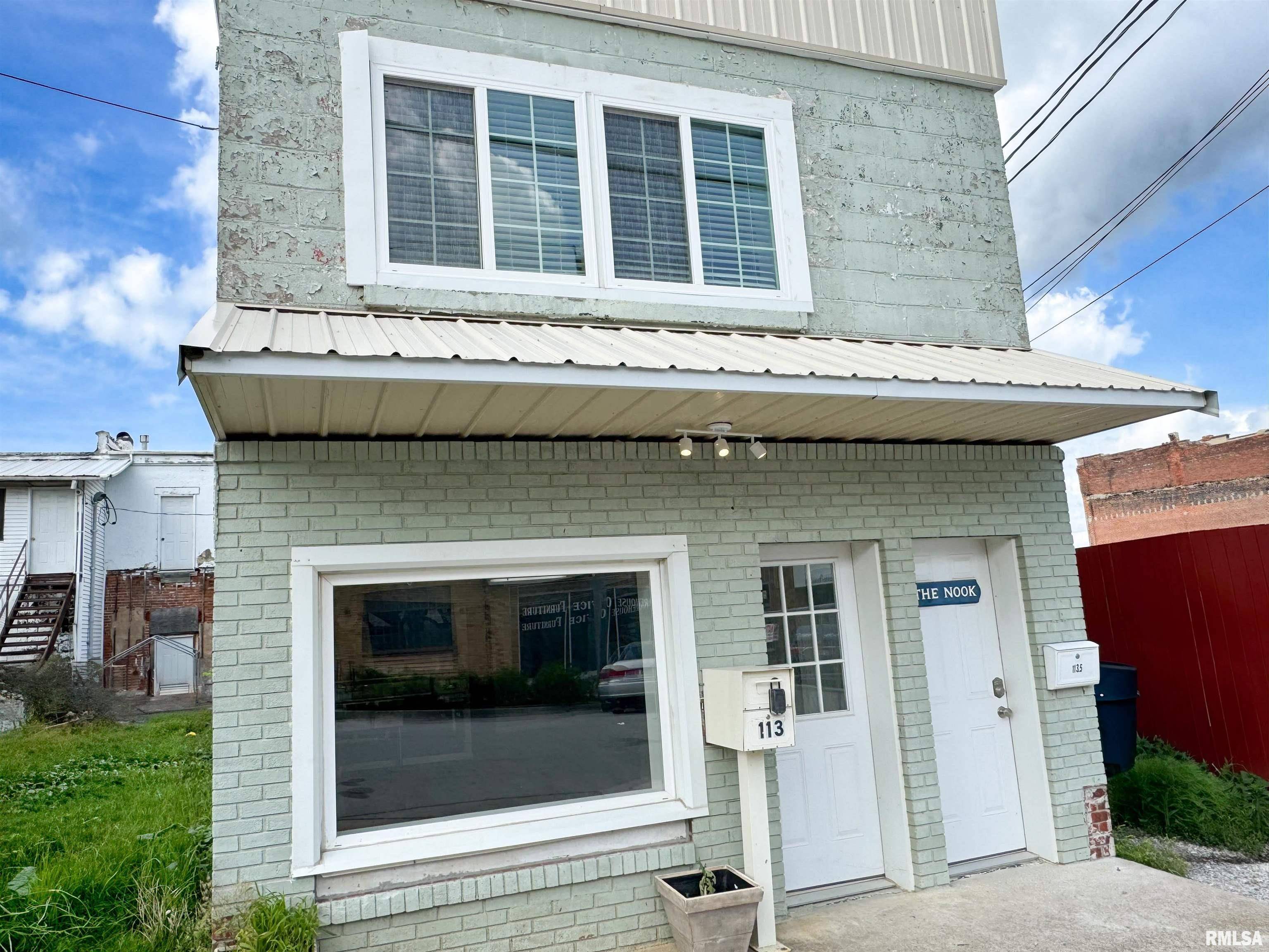 Anna, IL 62906,113 LAFAYETTE ST