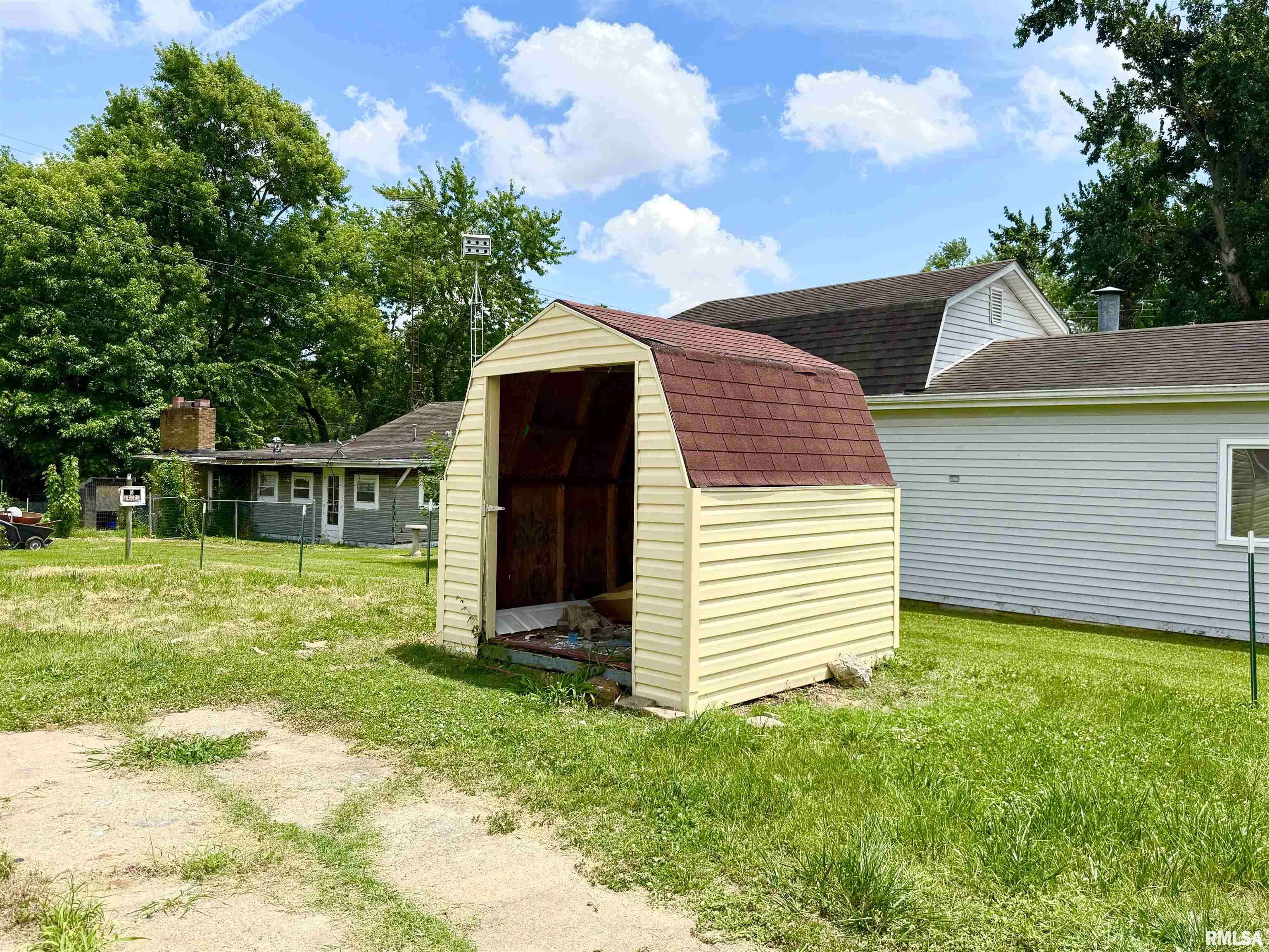 Herrin, IL 62948,26 ORCHARD DR