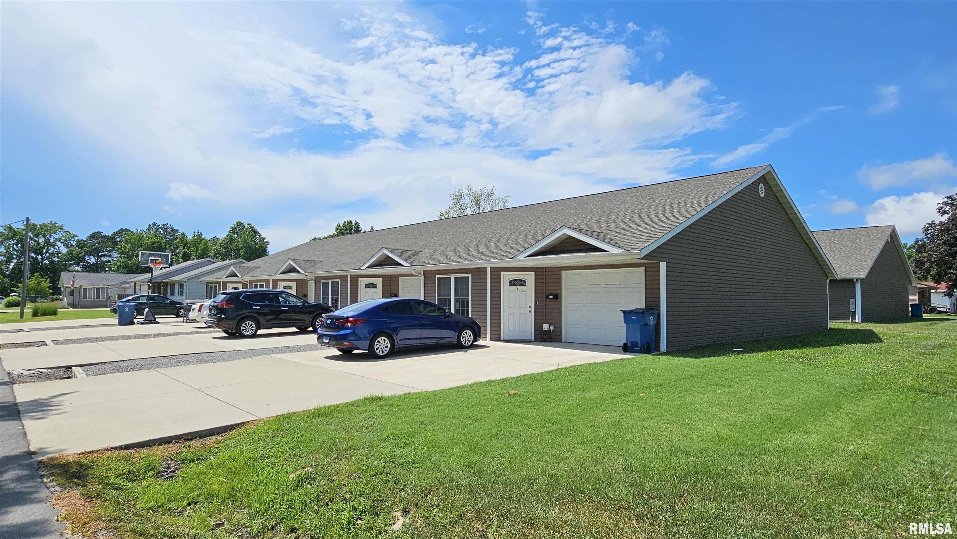 Marion, IL 62959,1302 N FAIR ST