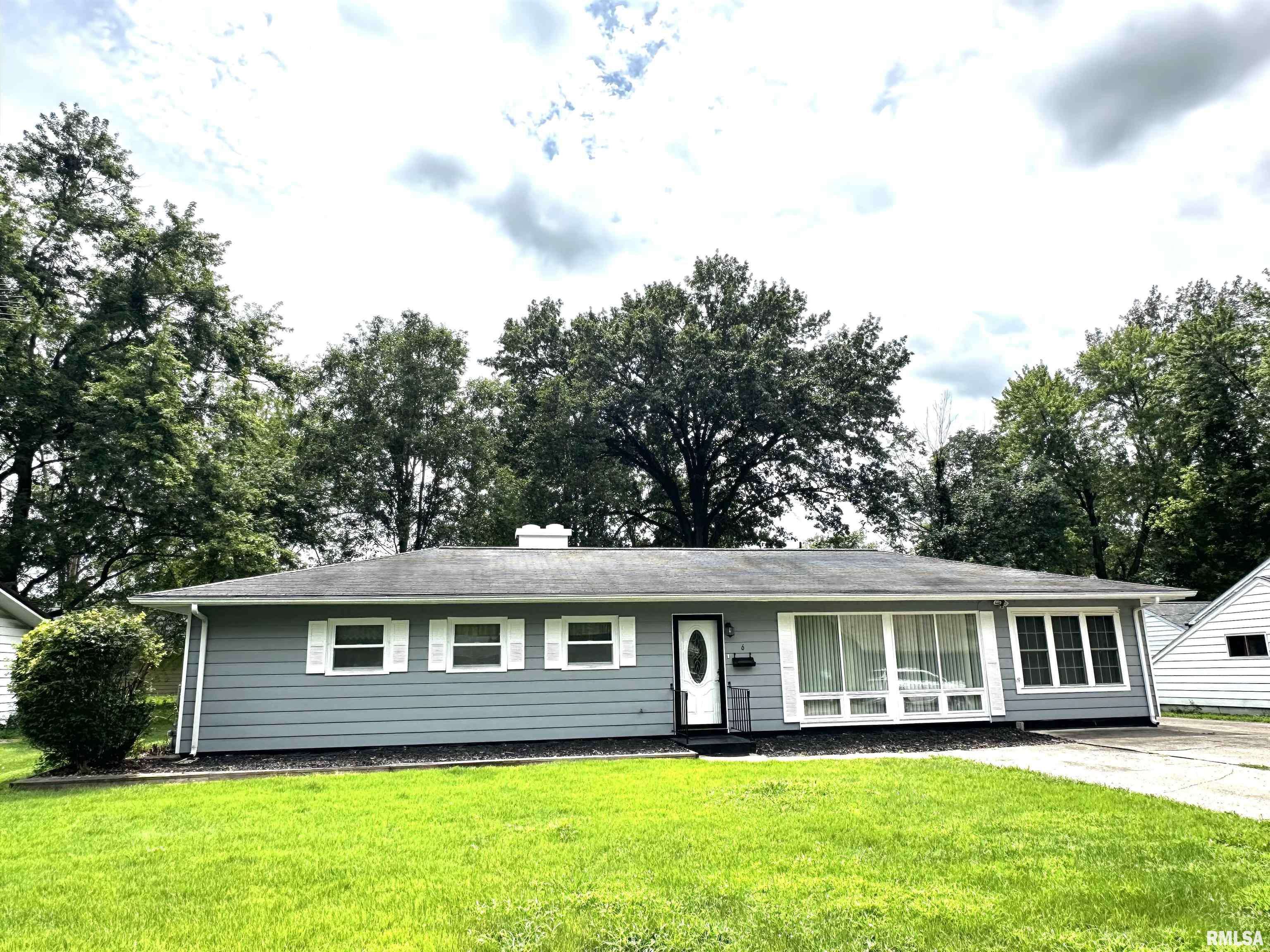 Centralia, IL 62801,6 CHARLES DR