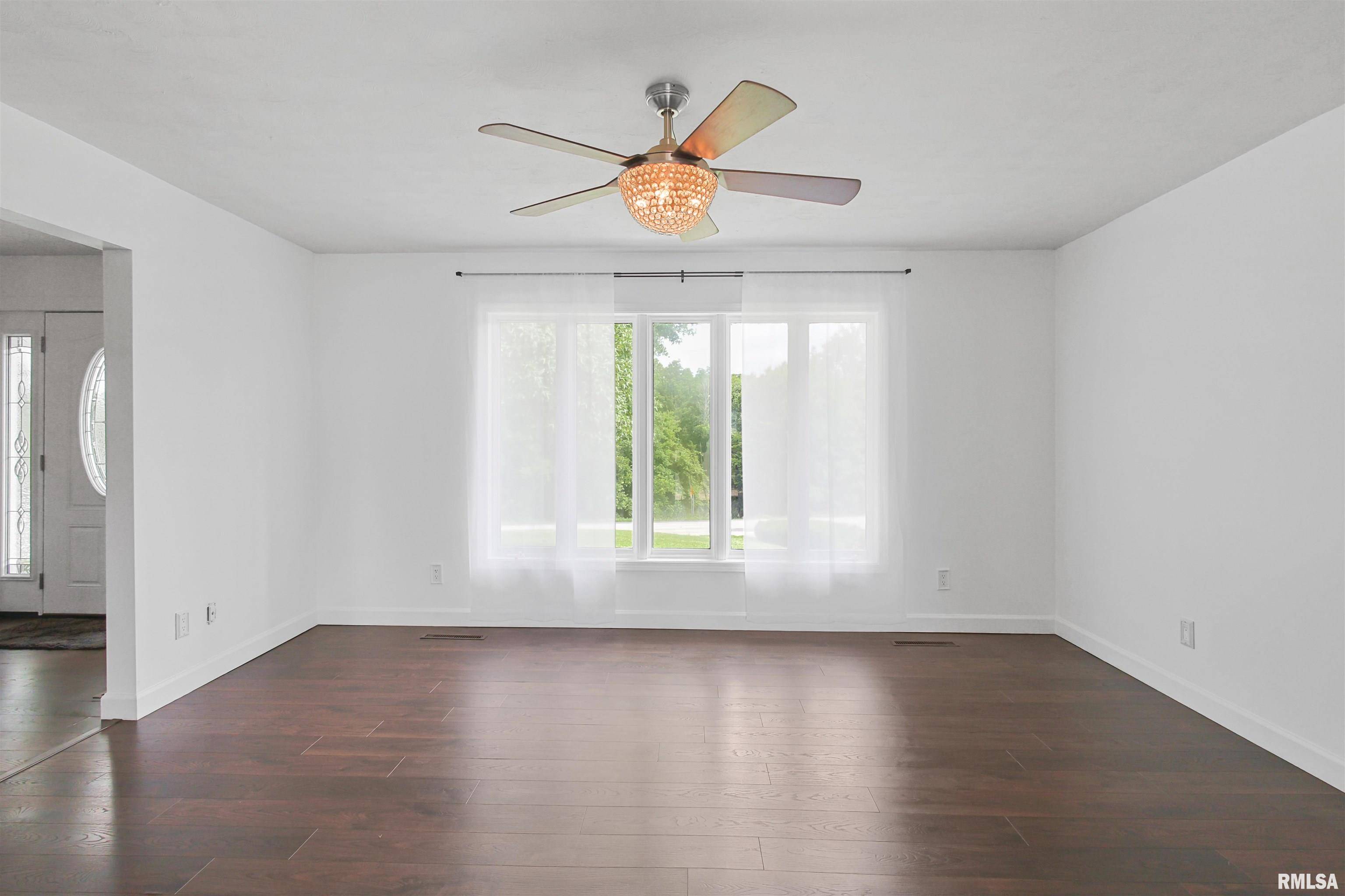 Anna, IL 62906,1560 Lick Creek RD