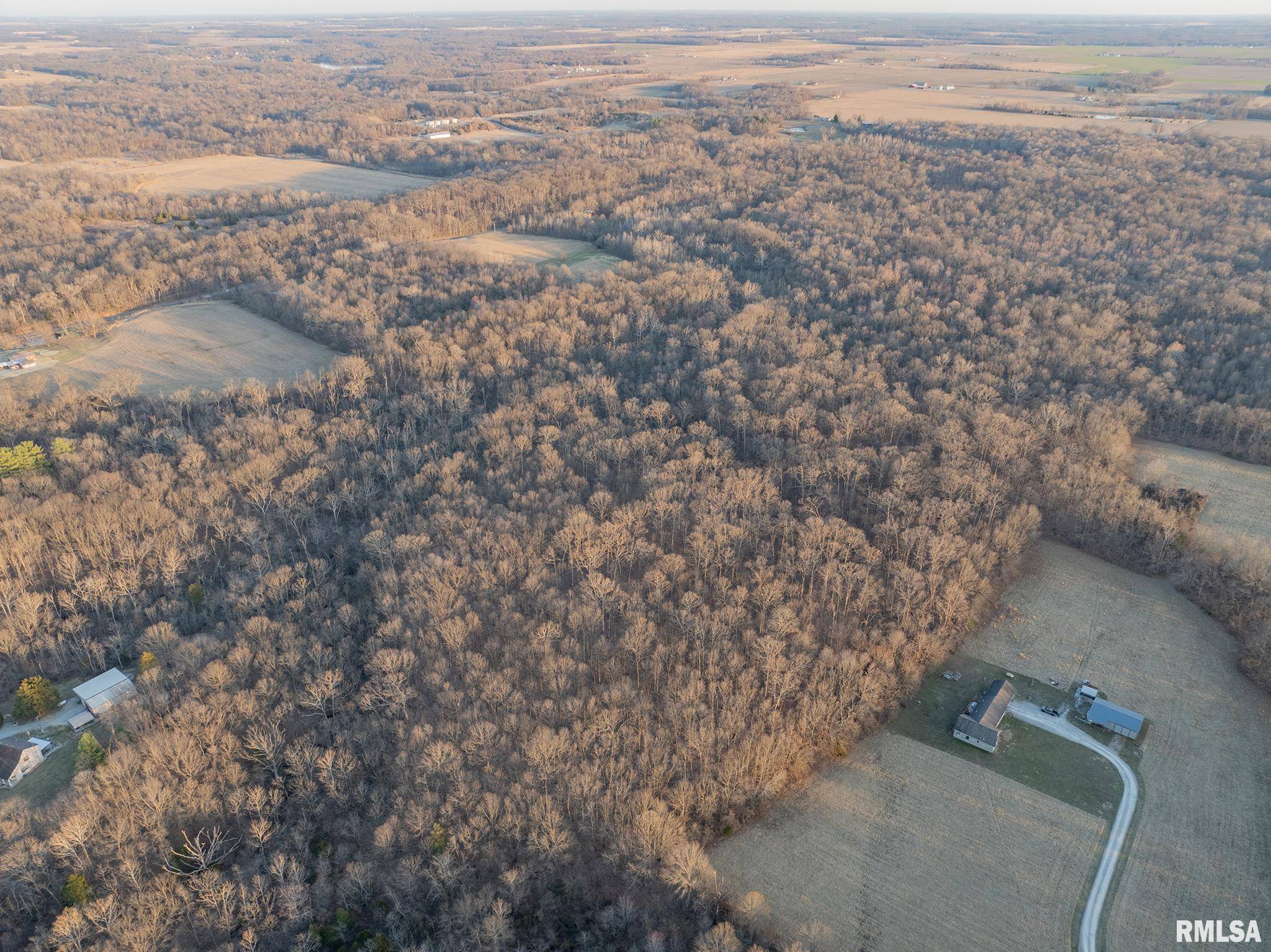 Odin, IL 62870,2814 Chouteau AVE