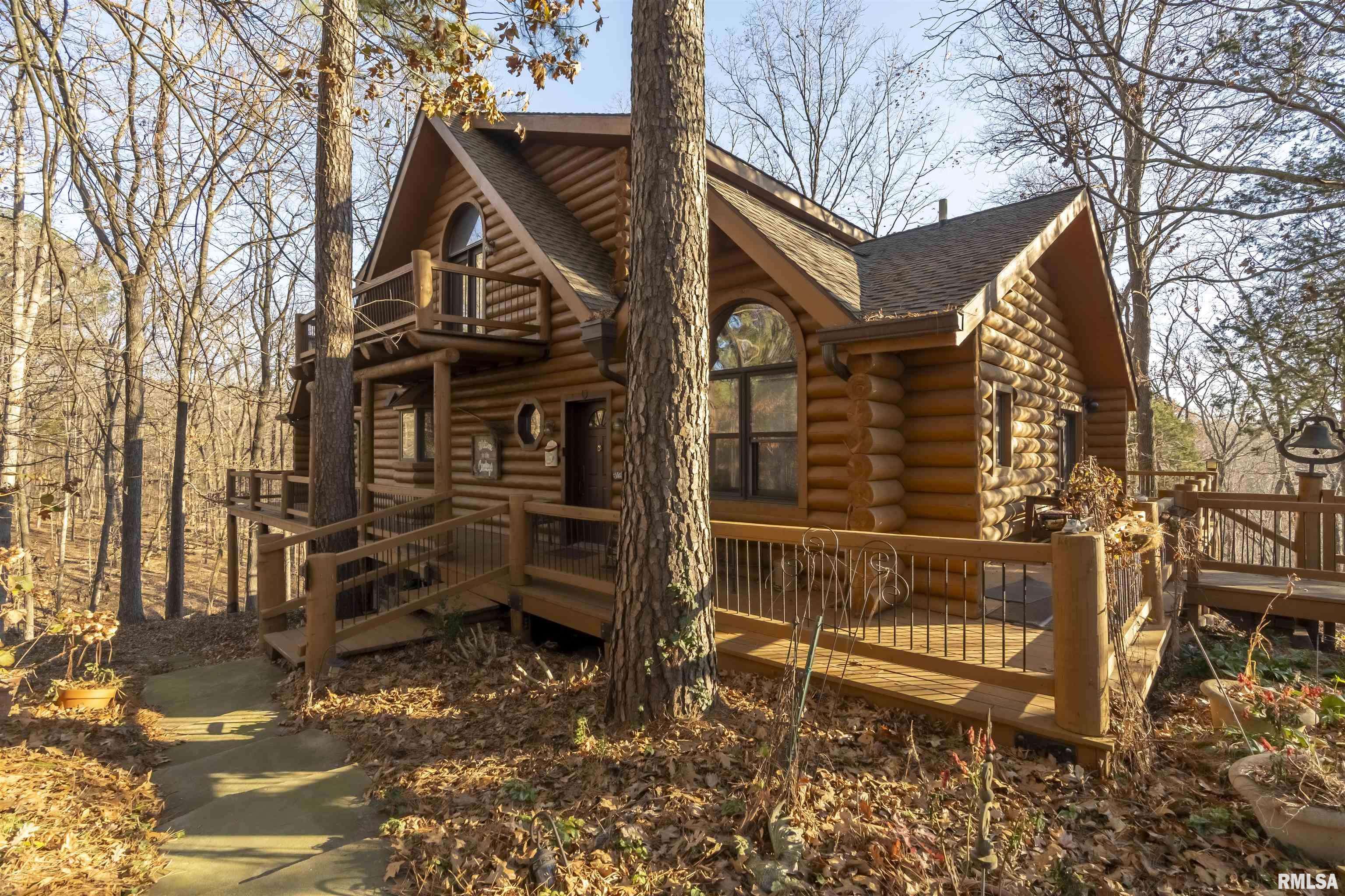 Makanda, IL 62958,221 Poplar Lake RD