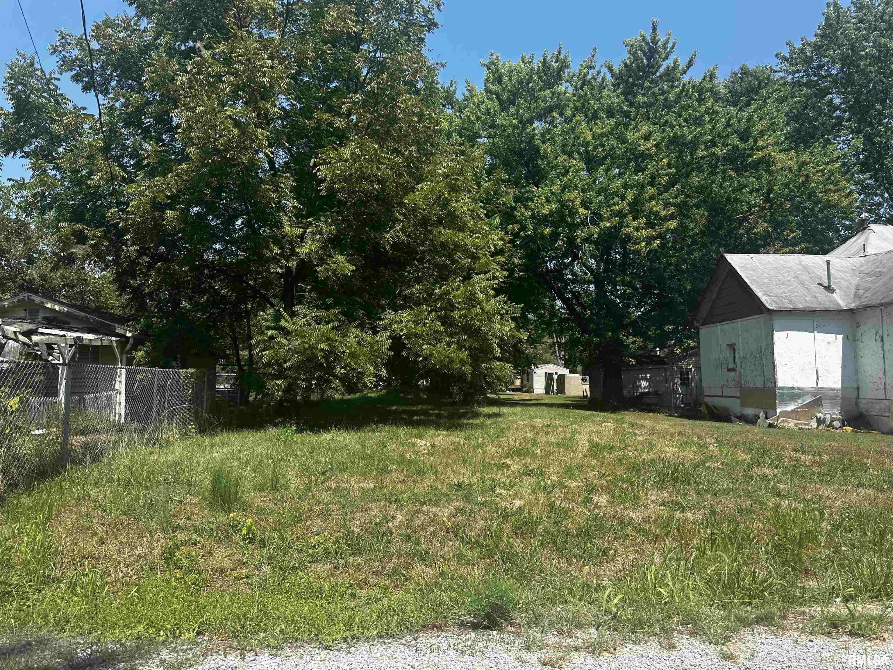 Mt Vernon, IL 62864,1418 WESCOTT ST