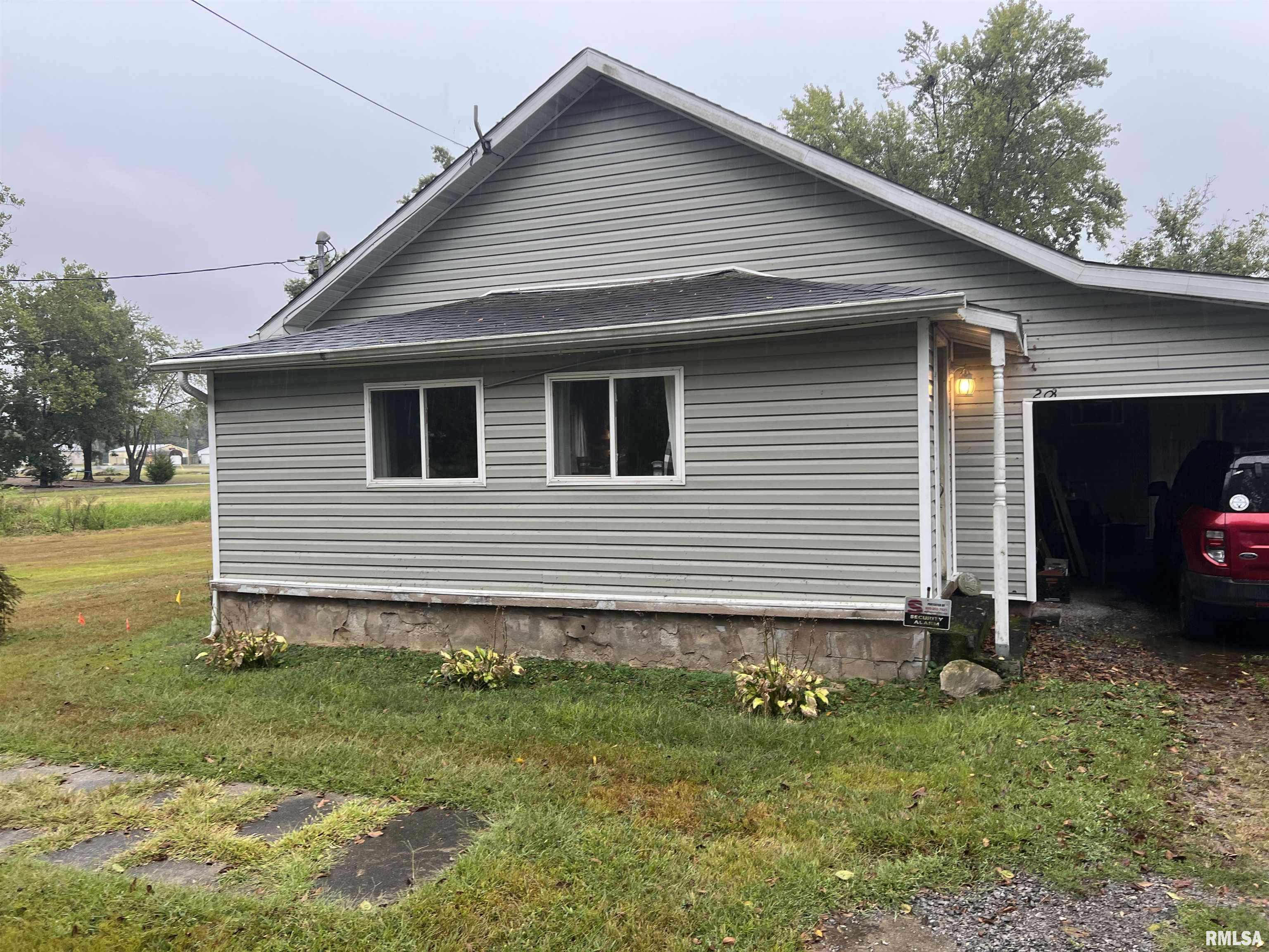 Pittsburg, IL 62974,203 W Scranton AVE