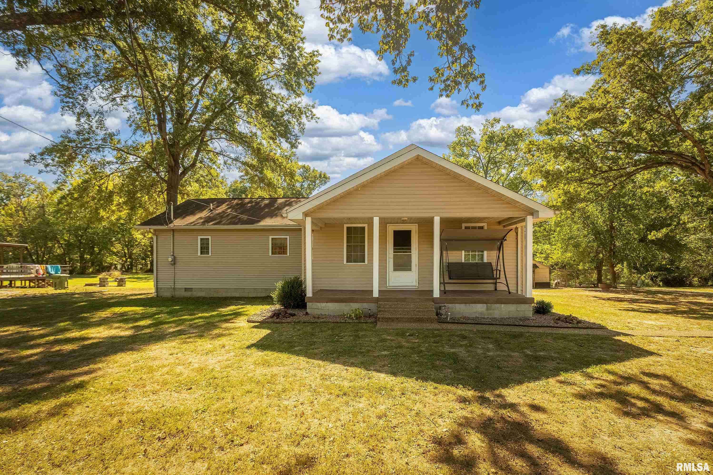 Bluford, IL 62814,403 E SOUTH AVE