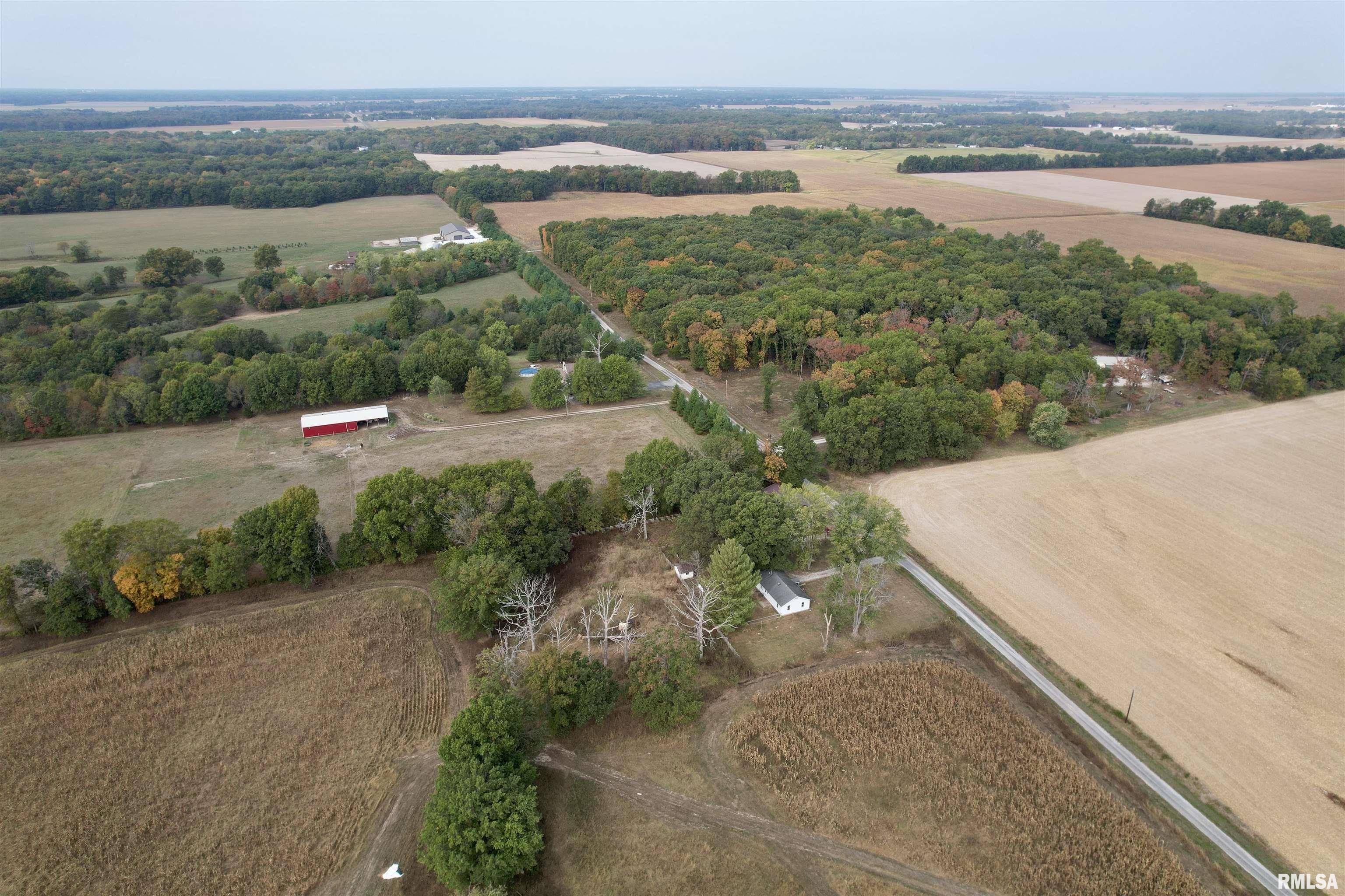 Iuka, IL 62849,7184 Quail Run RD