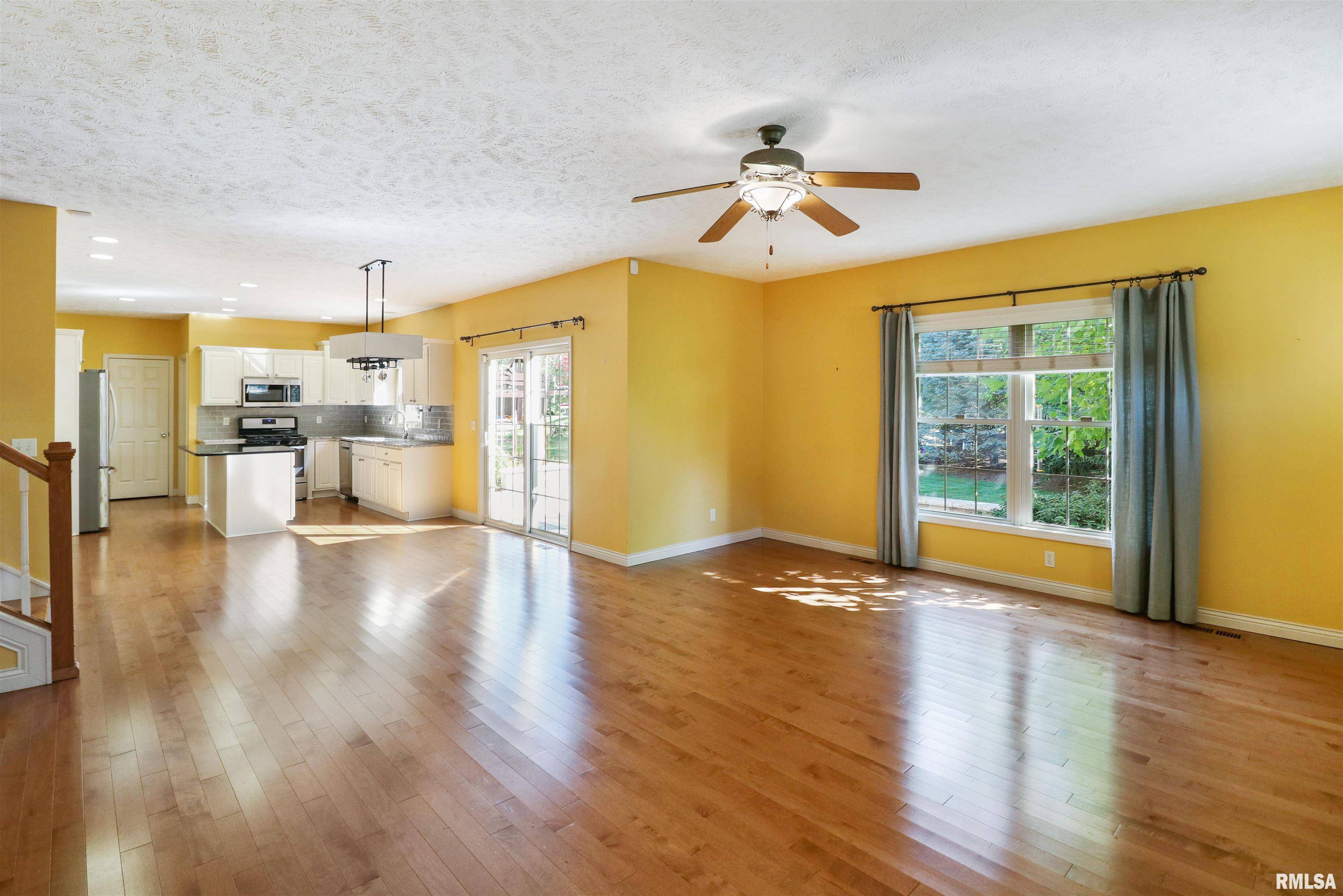 Peoria, IL 61615,5324 W BRIARSTONE DR