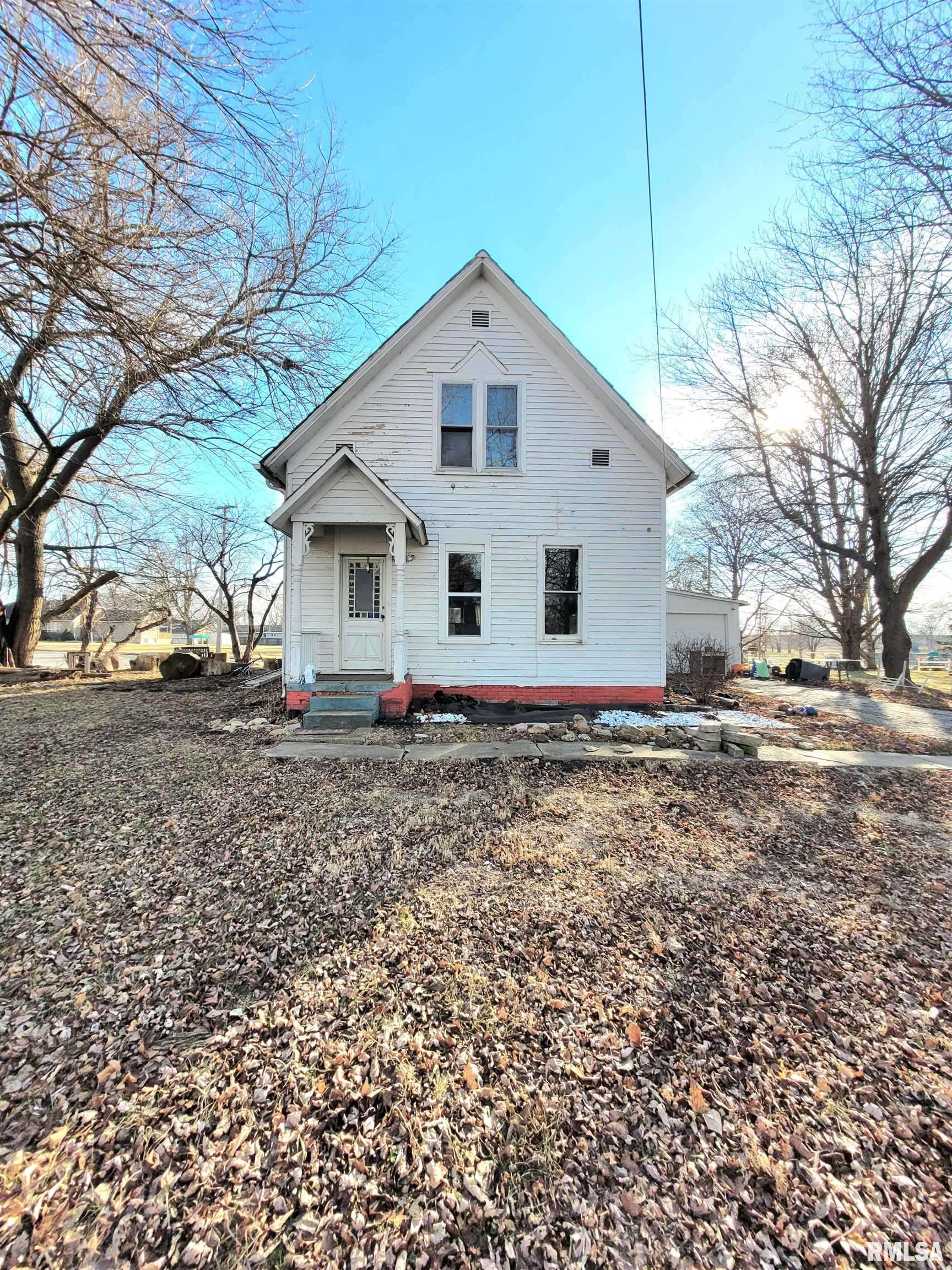 Washburn, IL 61570,111 W MAPLE ST