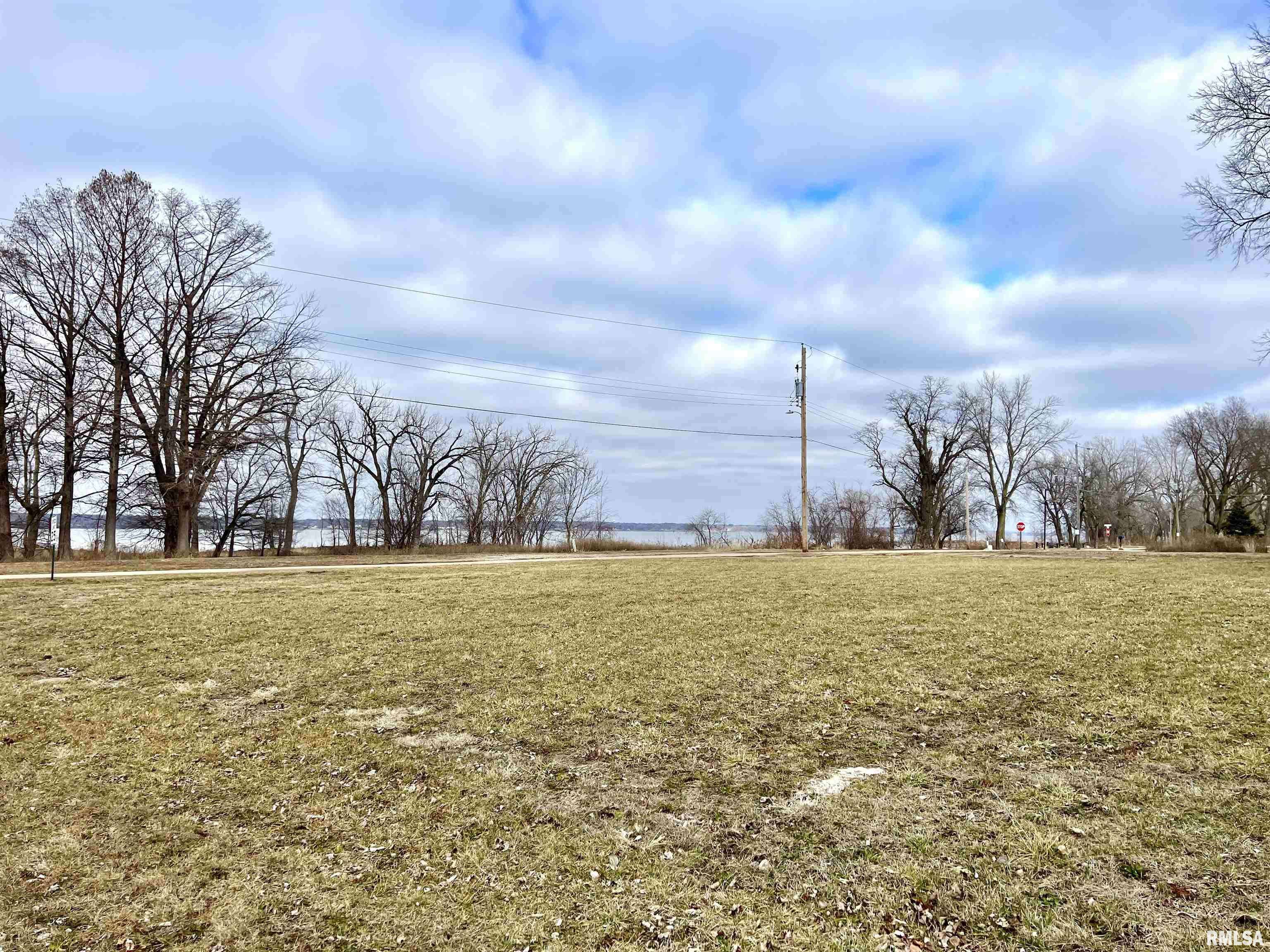 Spring Bay, IL 61611,604-612 LAKE ST