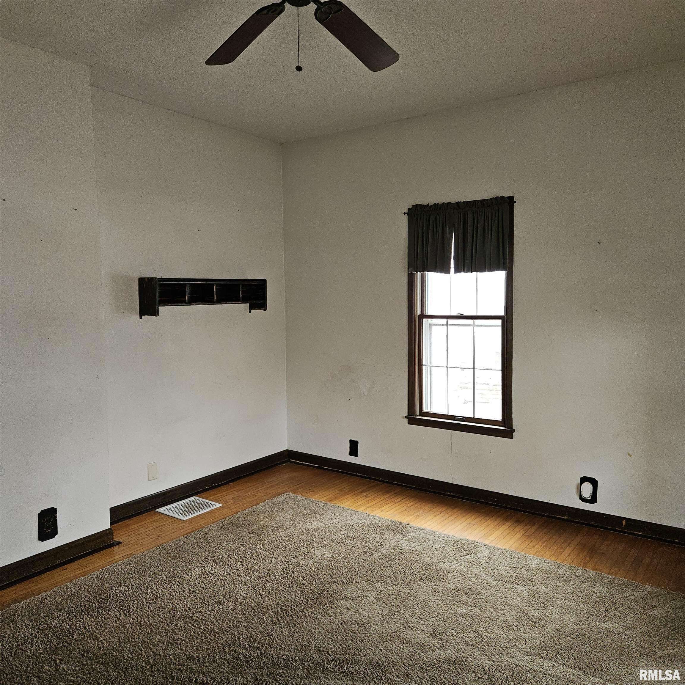 Canton, IL 61520,358 W PINE ST
