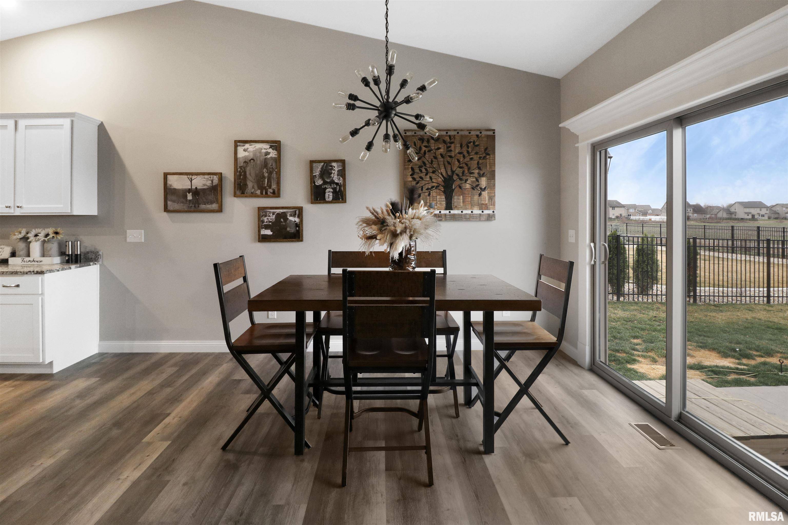 Dunlap, IL 61525,11017 N WOODALE DR