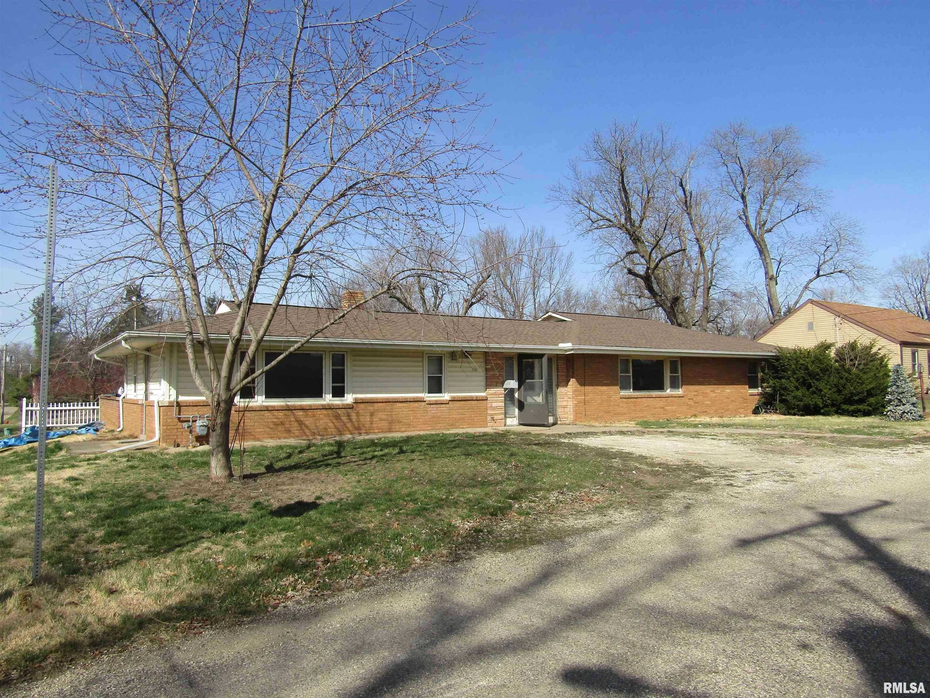 Lewistown, IL 61542,600 W EUCLID AVE
