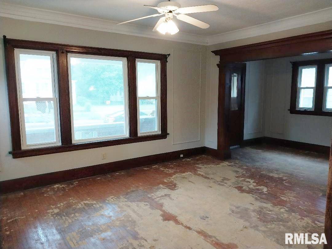 Peoria, IL 61605,1605 W MARTIN ST