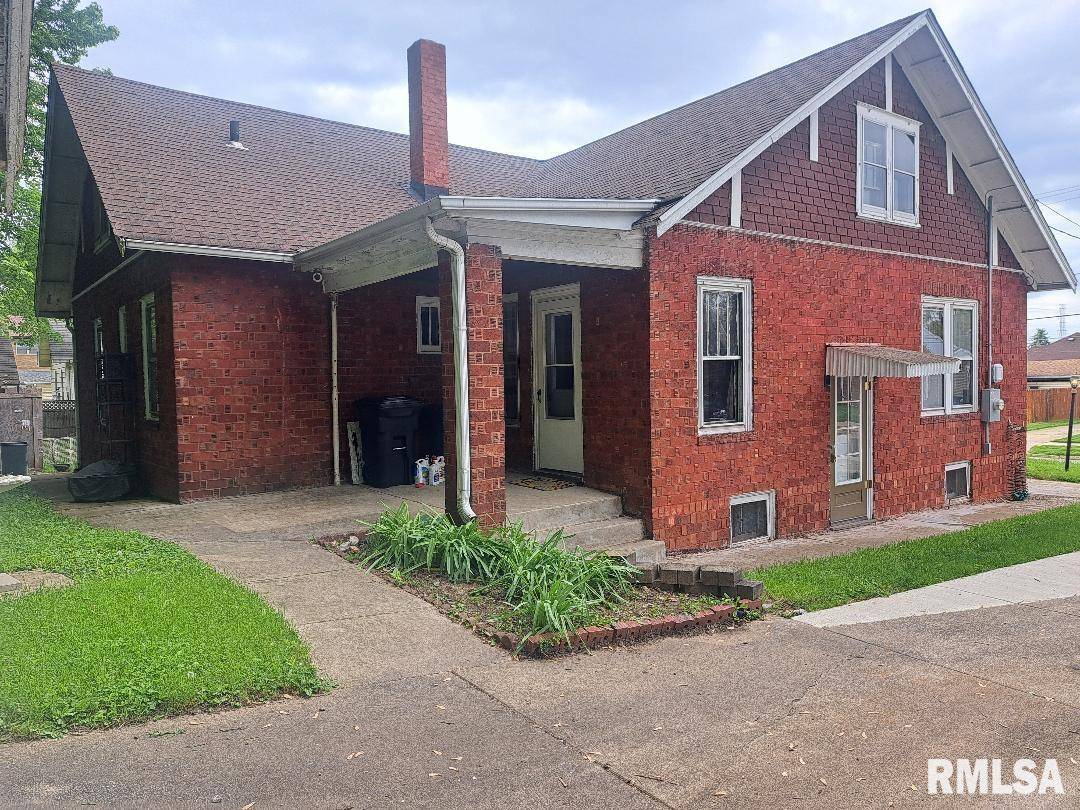 East Peoria, IL 61611,202 JOHNSON ST