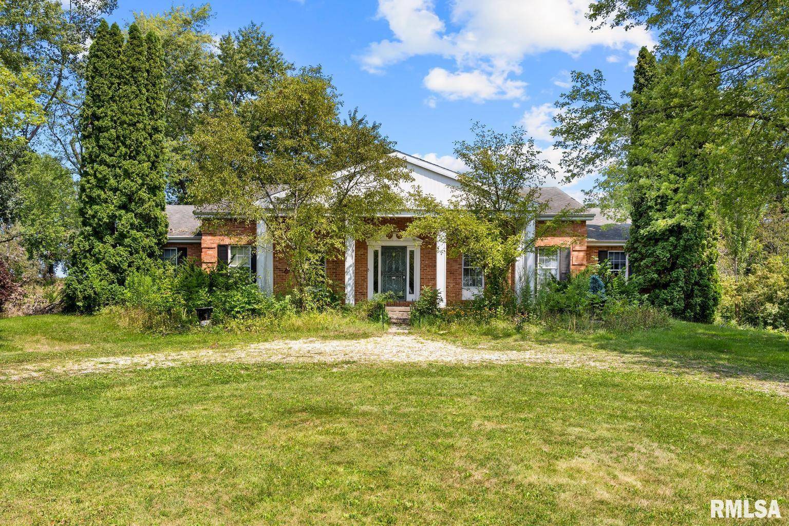 Chillicothe, IL 61523,476 YANKEE LN