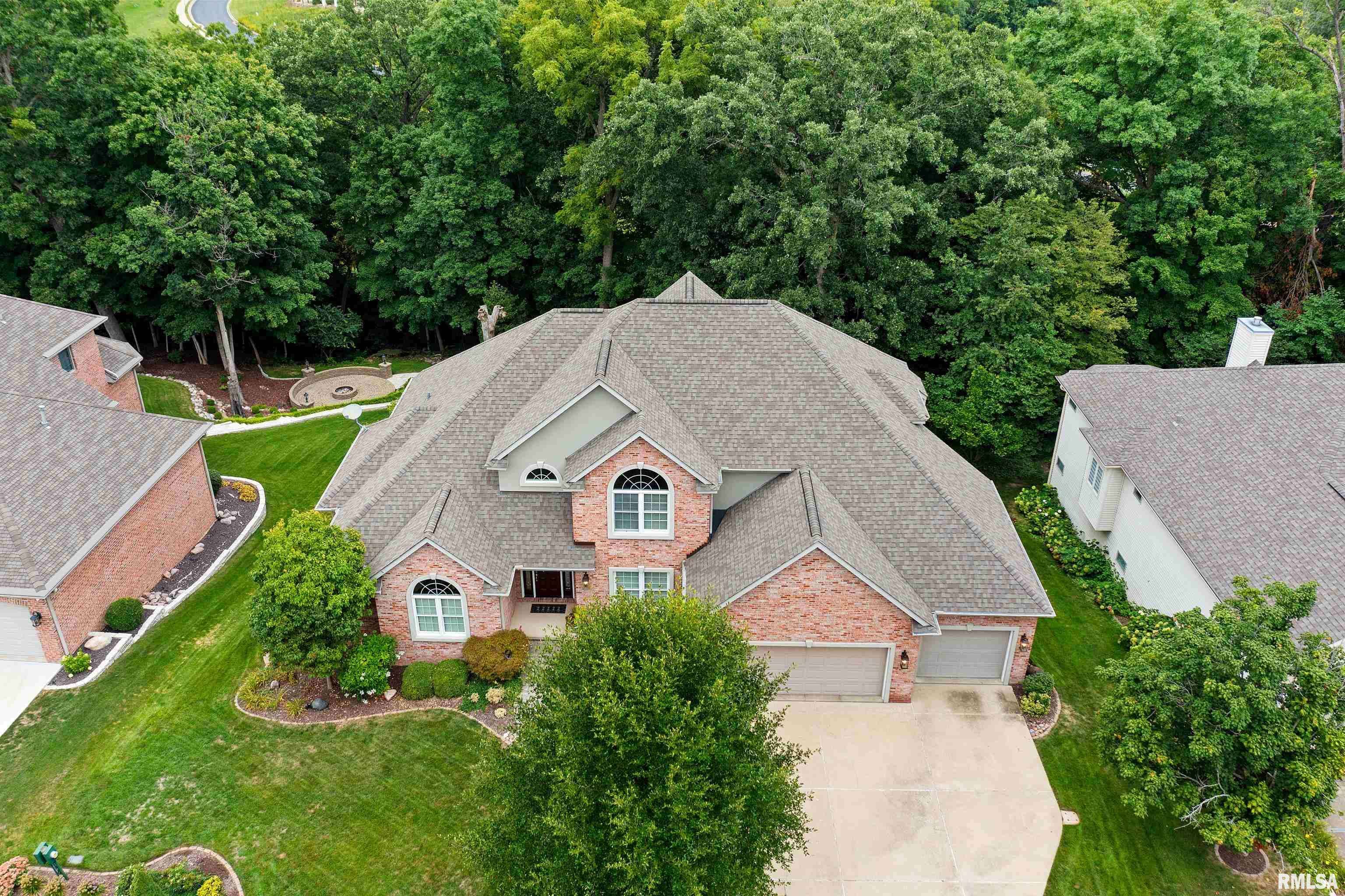 Peoria, IL 61615,5621 W TIMBER OAK CT
