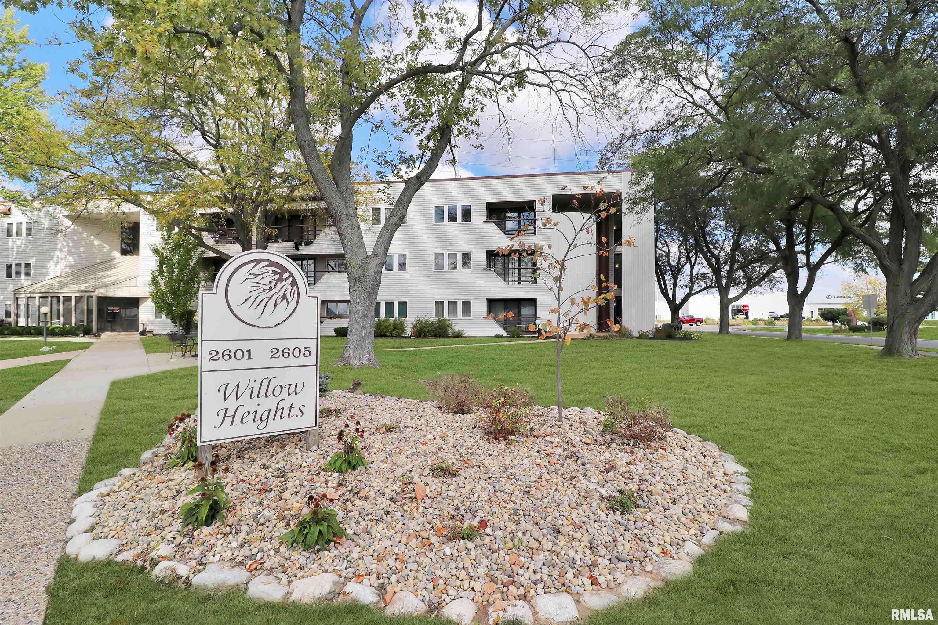 Peoria, IL 61614,2601 W WILLOWLAKE DR #33