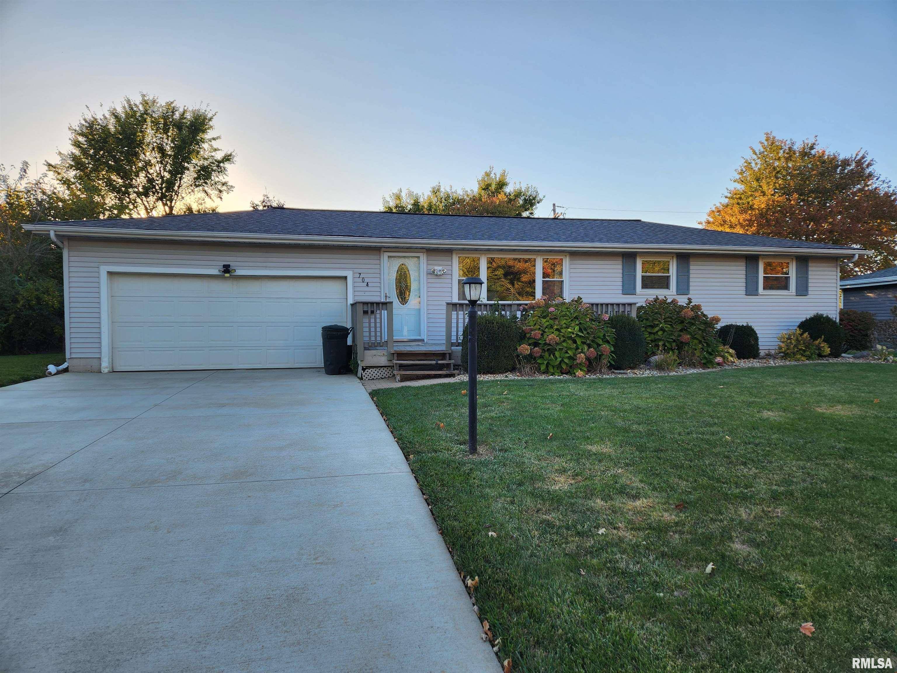 Washington, IL 61571,704 WHIPPOORWILL DR