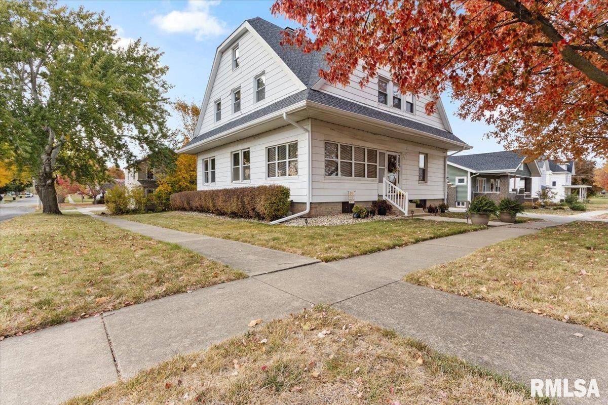Roanoke, IL 61561,301 N JEFFERSON ST